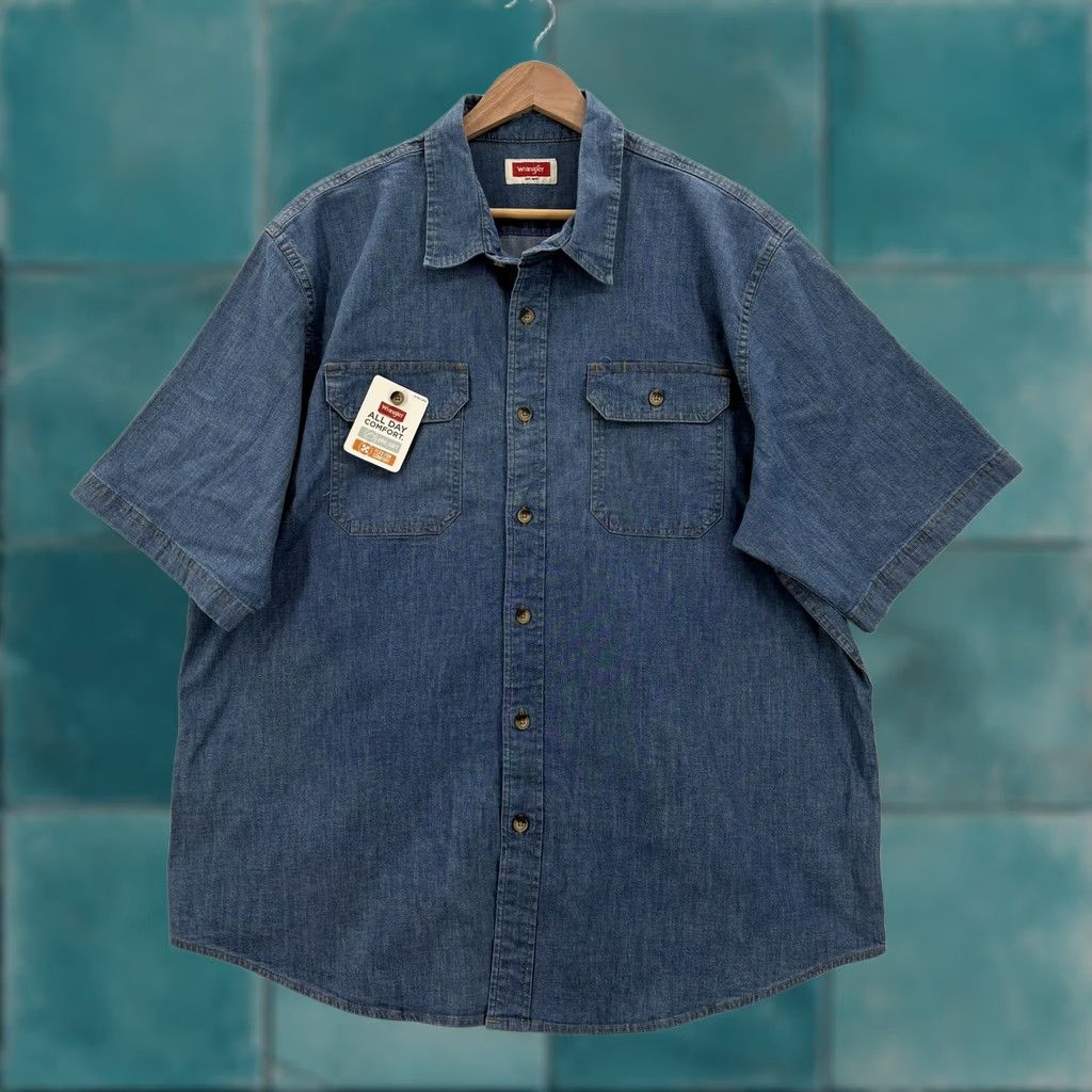 Wrangler Shirt Mens XL Blue Denim Short Sleeve Button Up Stretch Casual Western