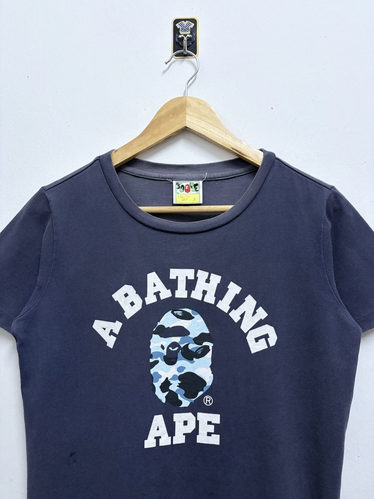 Bape 2000’s A Bathing Ape Camouflage Navy Ladies T-Shirt Size M / US 6-8 / IT 42-44 - 3 Thumbnail