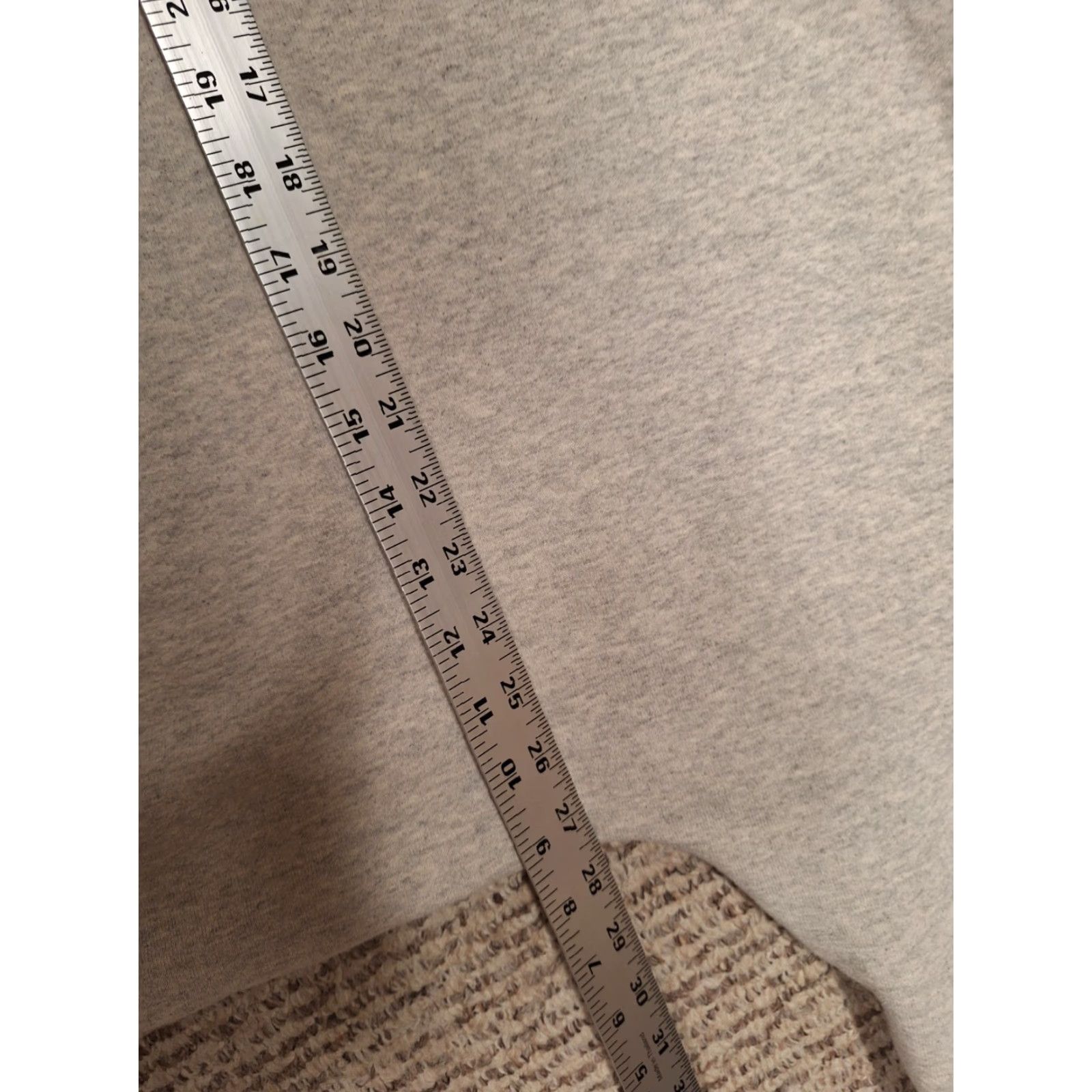 Champion Champion Reverse Weave Sweatshirt Crew Neck XL Gray Logo United States Men Regular Long Sleeve Vintage No Size US XL / EU 56 / 4 - 6 Thumbnail