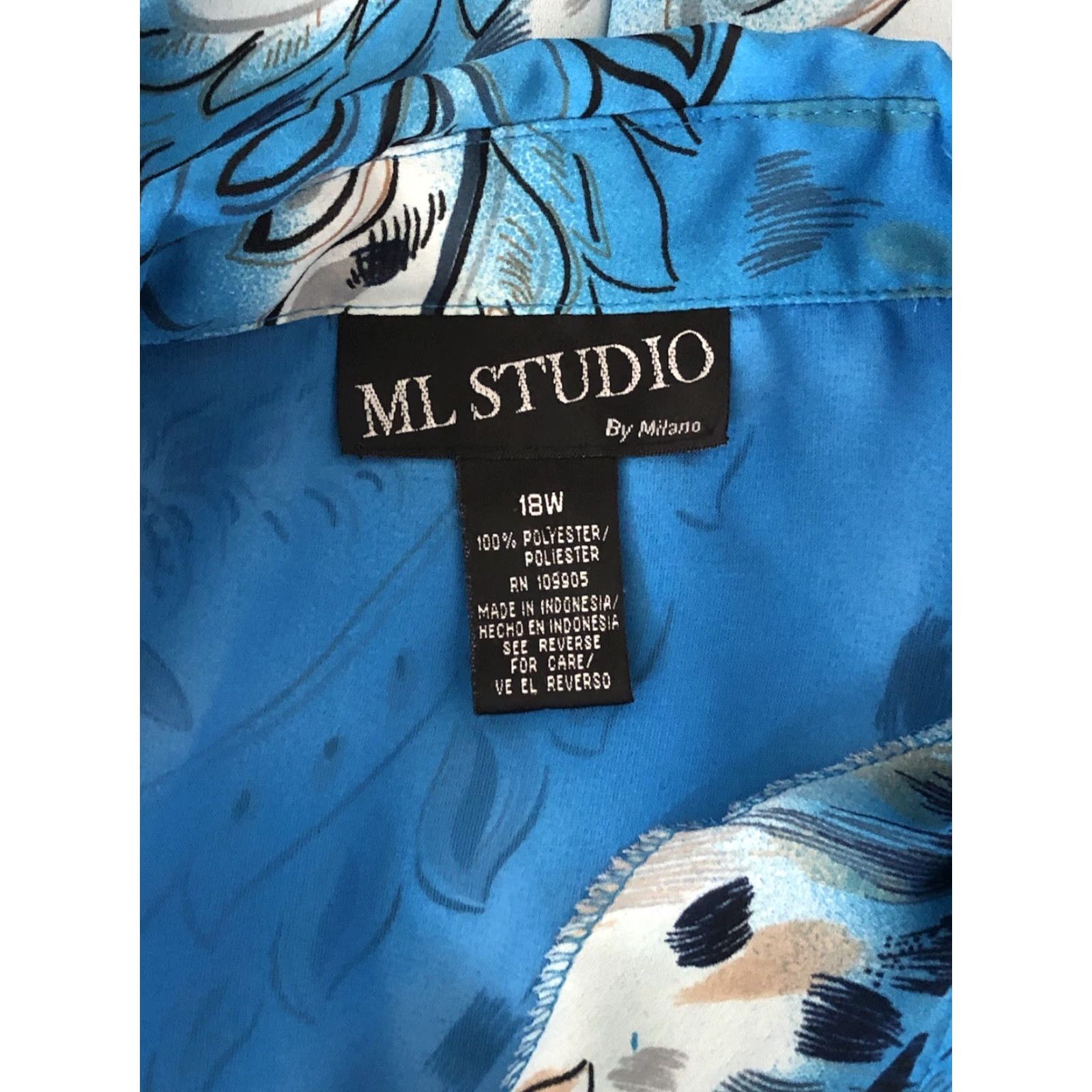 Vintage VINTAGE ML Studio Button-Up Blue Geometric 18W Long Sleeve Chiffon Mock French Cuff Boho Retro 70s Women Size XXL / US 16-18 / IT 52-54 - 4 Thumbnail