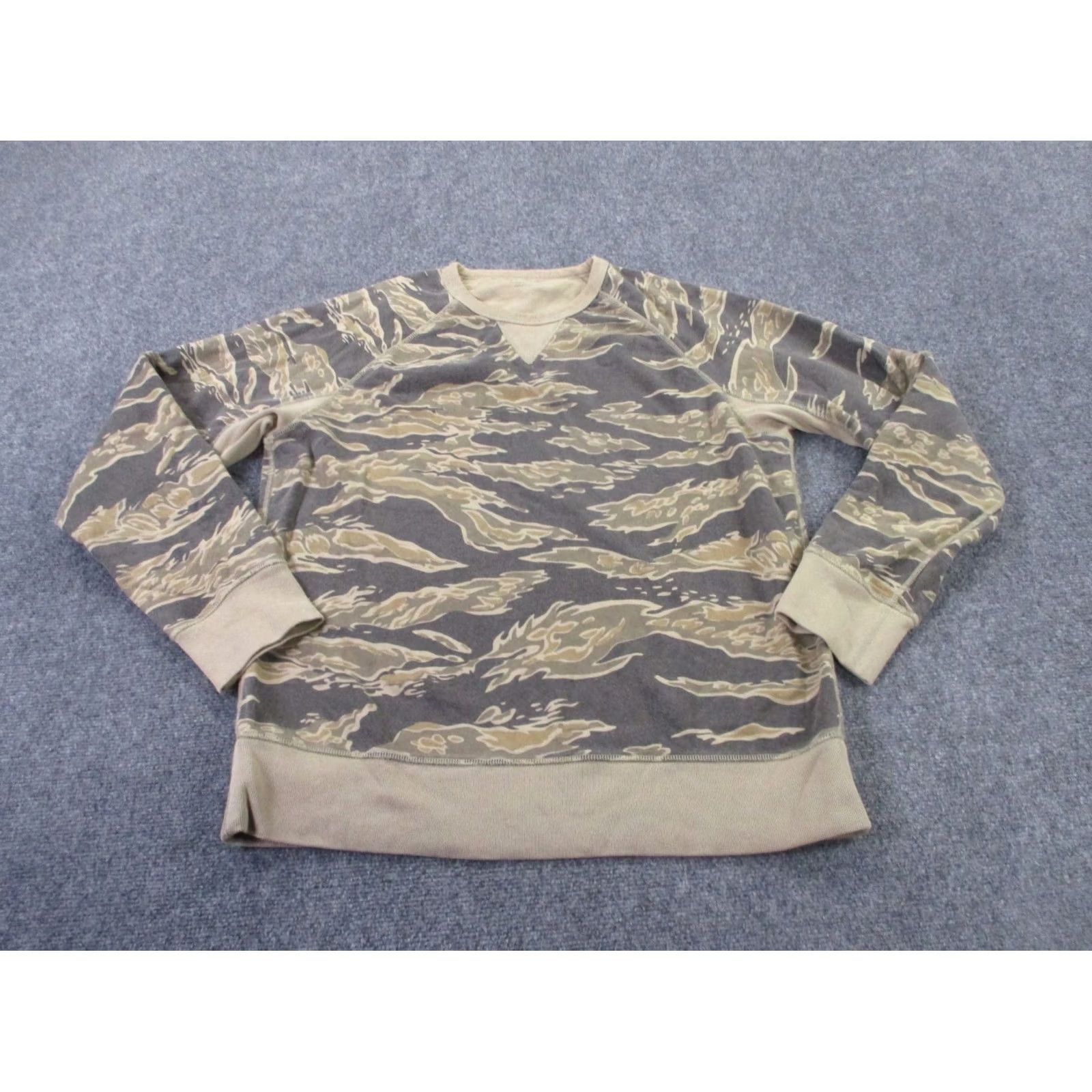 Madewell Madewell Sweatshirt Womens L Beige Camo Pullover Outdoors Casual Sweater Heavy Regular Fit Knit Crew Neck Front Pullover 90s? Size L / US 10 / IT 46 - 2 Thumbnail