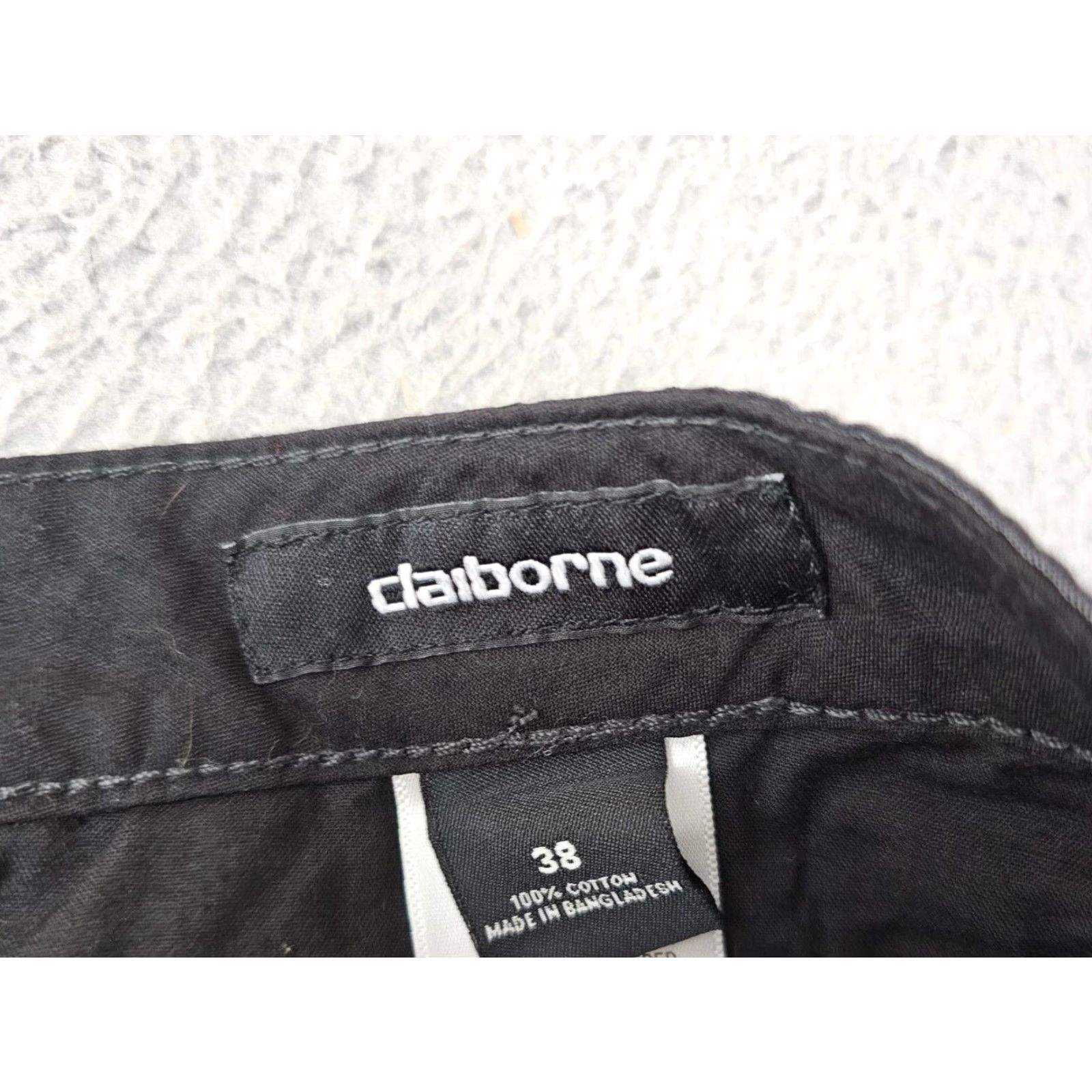 Liz Claiborne Claiborne Chino Shorts Mens 38 Black Stripe Cotton Flat Front 11" Inseam Easy Care Breathable Size US 38 / EU 54 - 2 Thumbnail