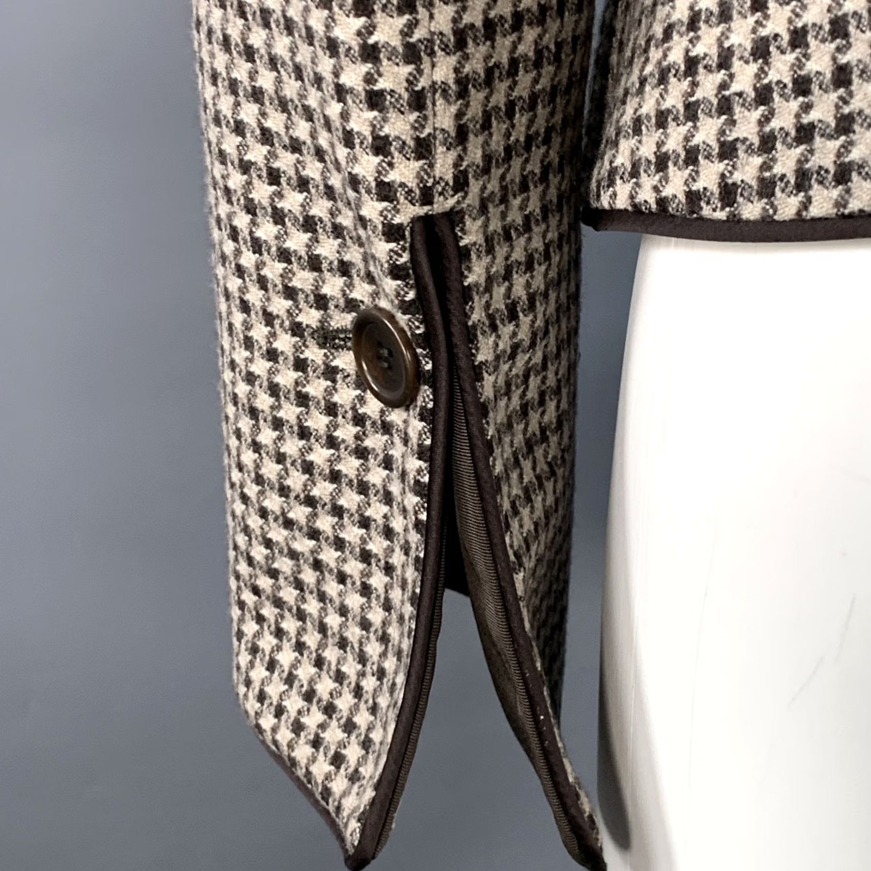 Armani ARMANI COLLEZIONI Brown Tan Wool Houndstooth Collarless Jacket Blazer Size 6 Women Size M / US 6-8 / IT 42-44 - 5 Thumbnail