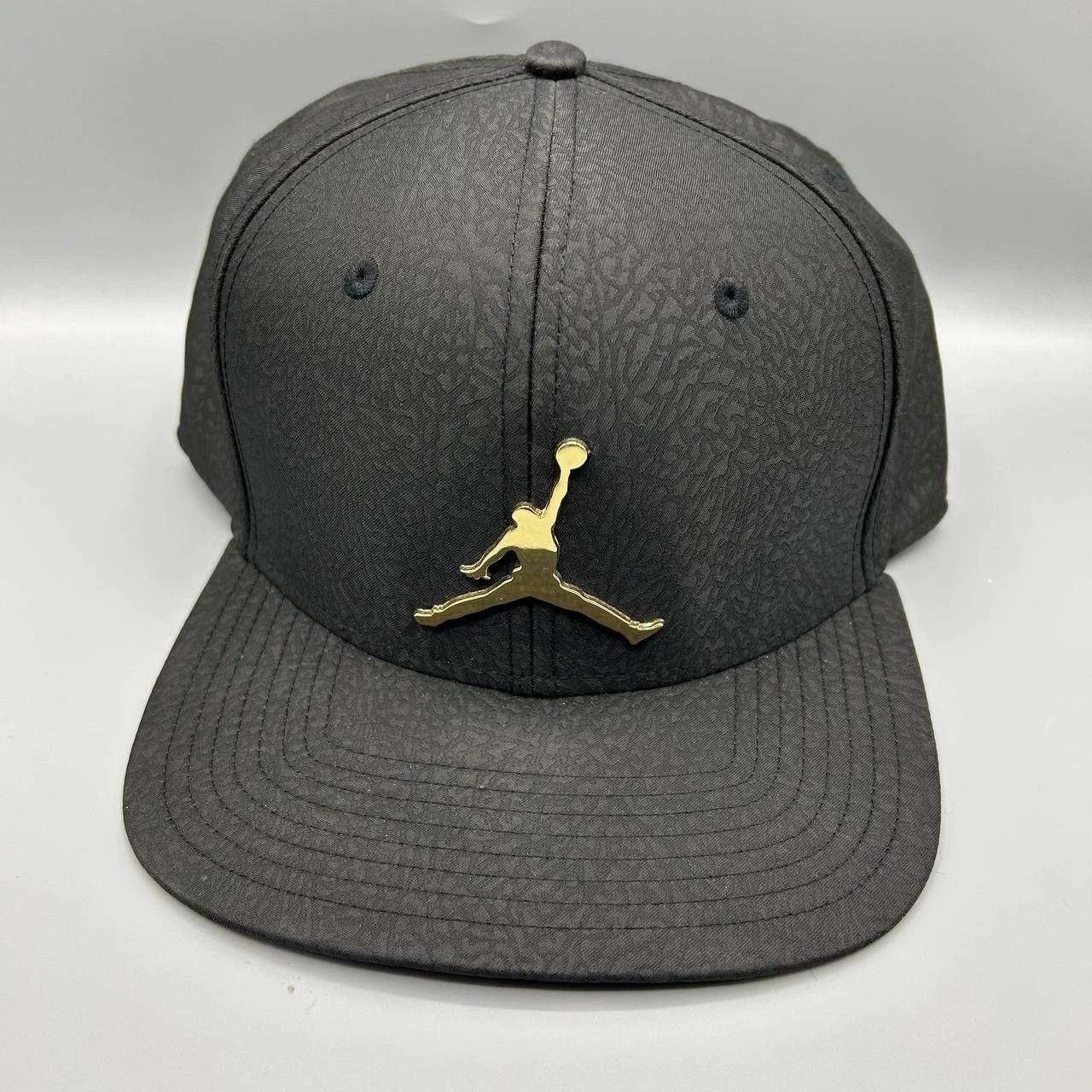 Jordan Brand Air Jordan Hat Men Cement Elephant Metal Logo Snap Back Cap Size ONE SIZE - 1 Thumbnail