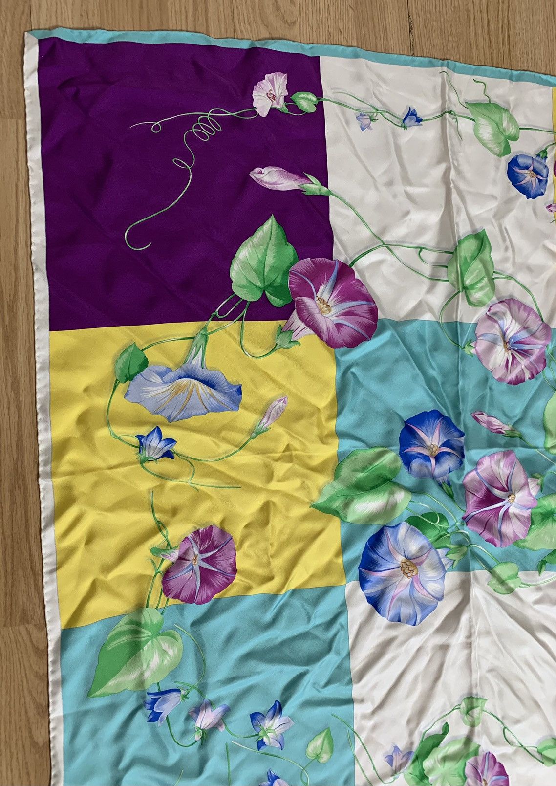 Patek Philippe Petek Philippe flower silk scarf Size ONE SIZE - 5 Thumbnail