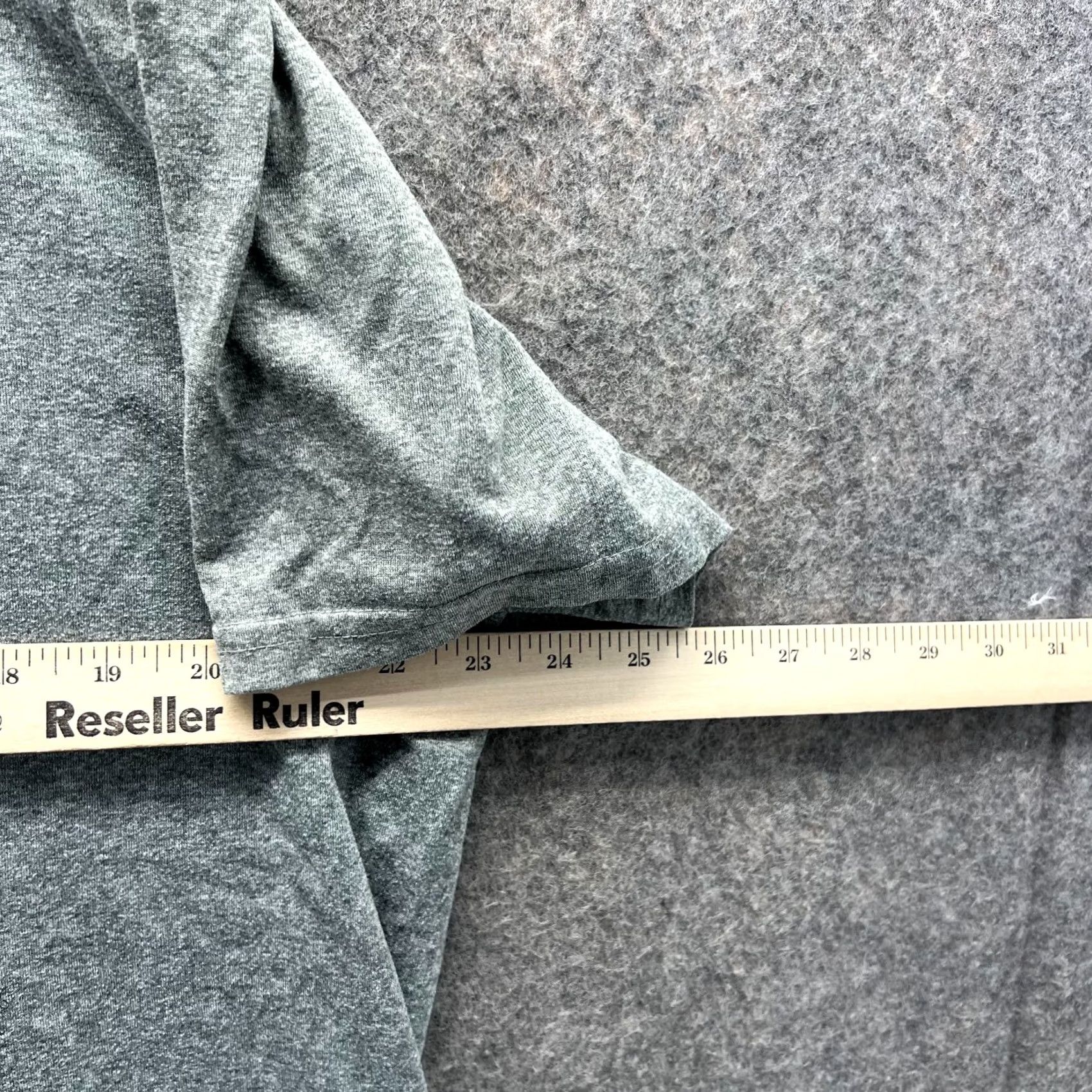 Nike Nike Shirt Men 2XL Gray Dri-Fit Jersey Crewneck Swoosh Logo T-Shirt Sports Active Breathable All Seasons Size US XXL / EU 58 / 5 - 3 Thumbnail