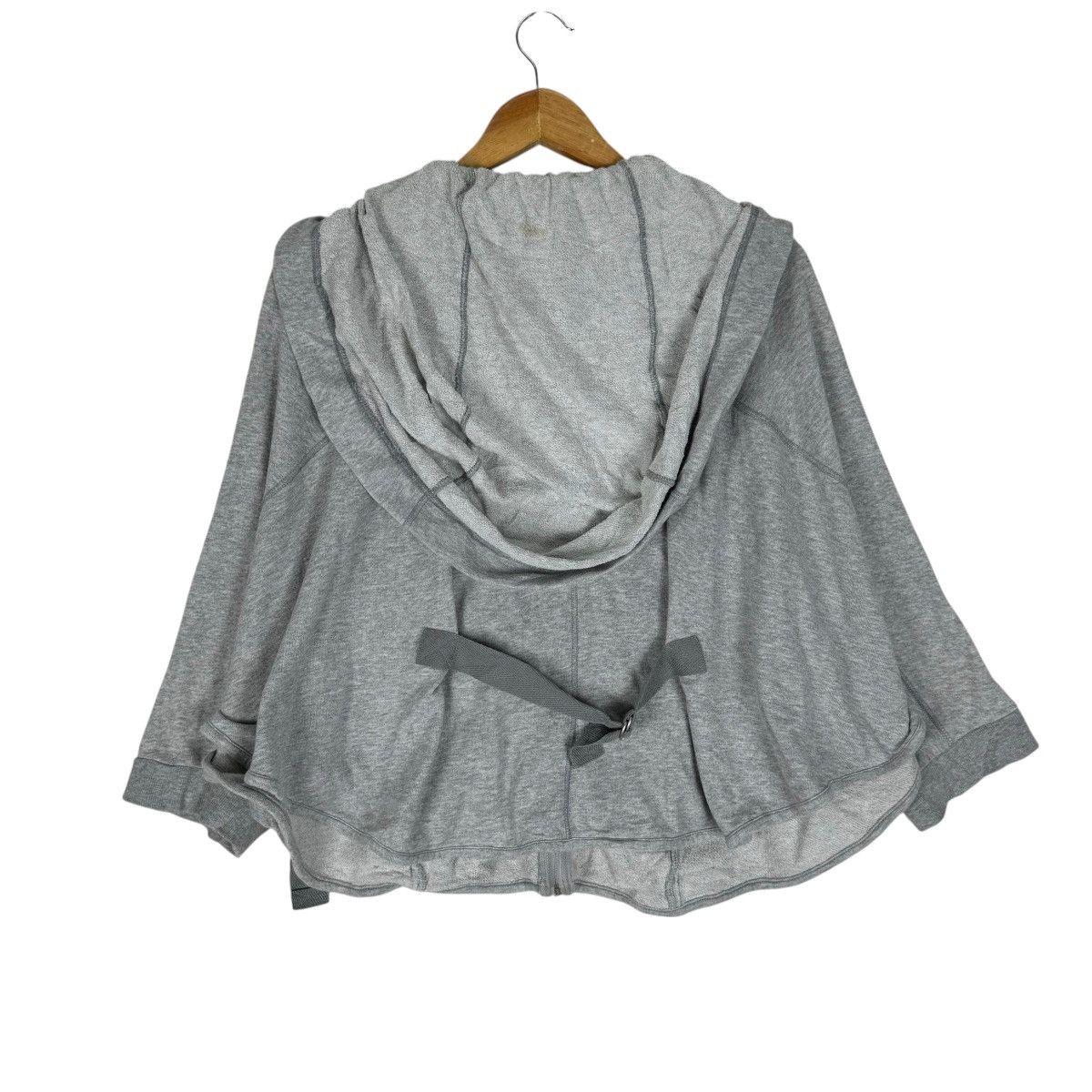 Frapbois 🌟FRAPBOIS HOODIE PONCHO SWEATER ISSEY MIYAKE Size S / US 4 / IT 40 - 6 Thumbnail