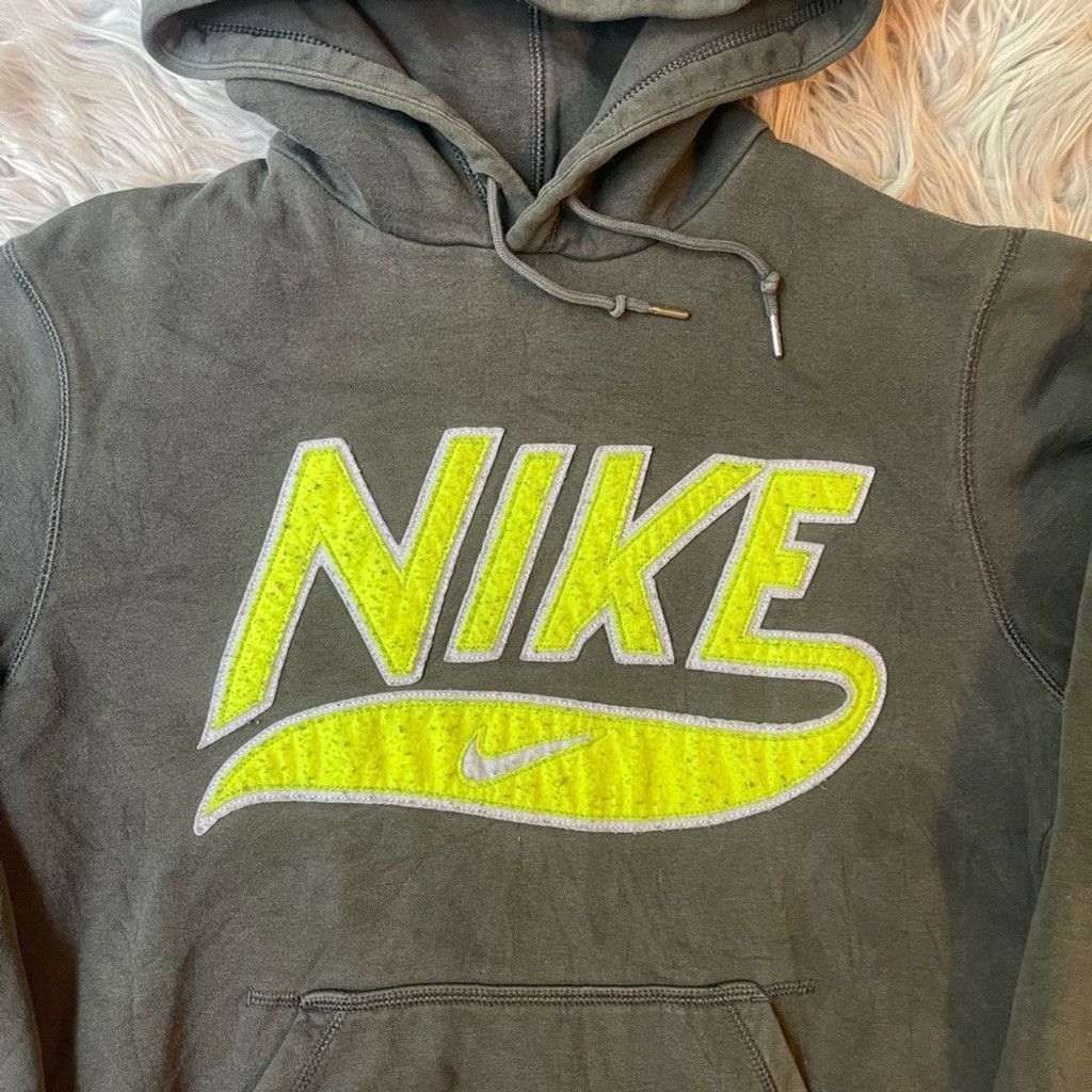 Nike Nike Men's Green vtg Hoodie size S Size US S / EU 44-46 / 1 - 3 Thumbnail