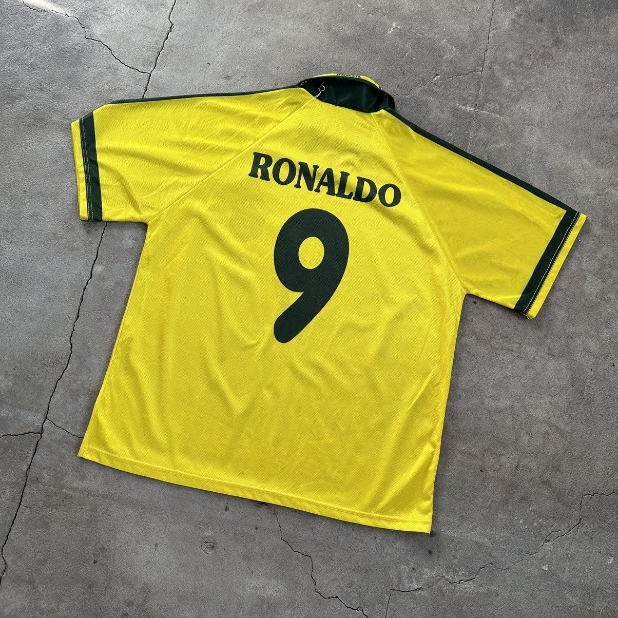 Other Brazil 9 Ronaldo Jersey Home 2002 World Cup L Size US L / EU 52-54 / 3 - 3 Thumbnail