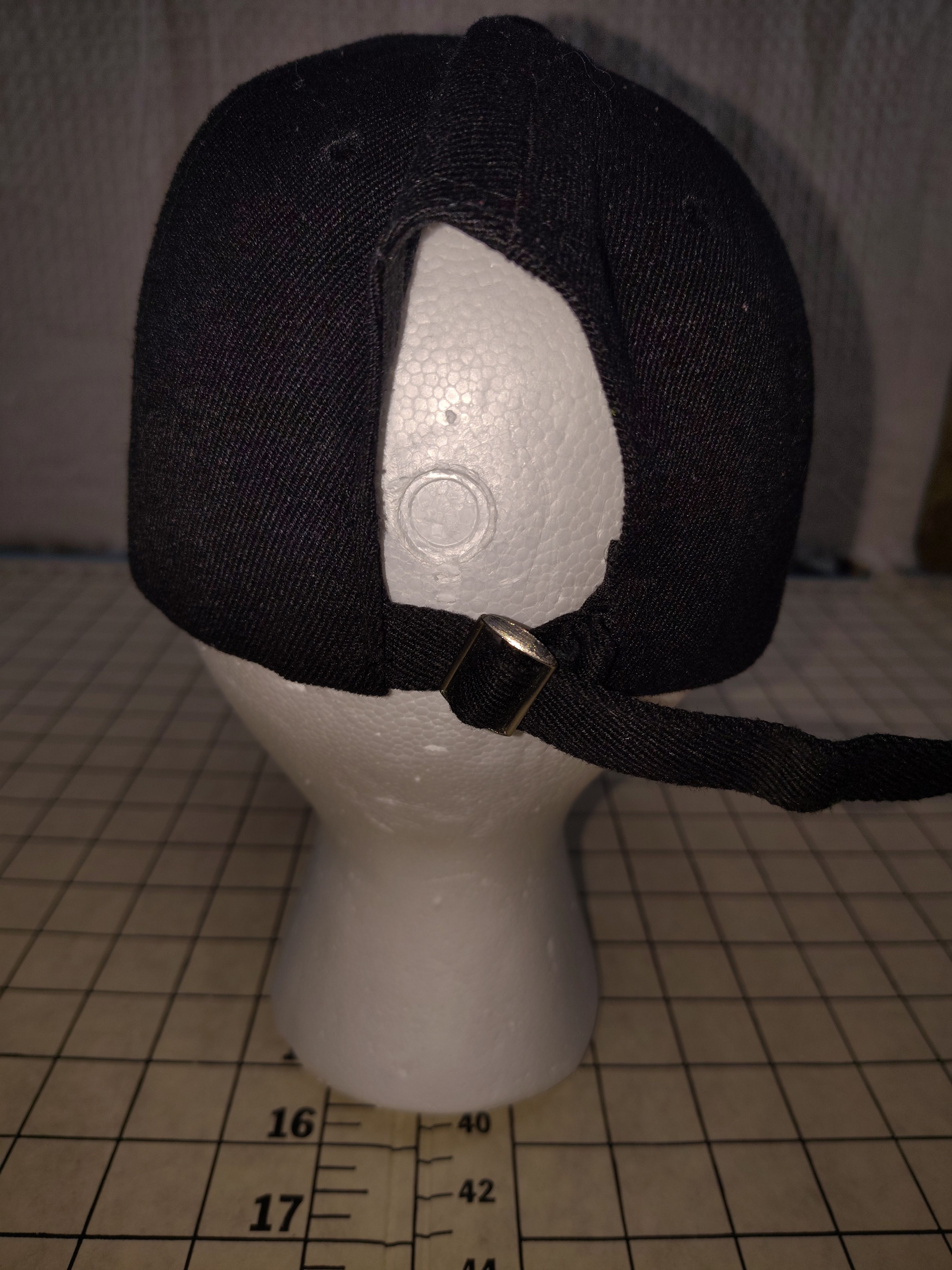Other Men's Black & Red Cross Hat Size ONE SIZE - 3 Thumbnail