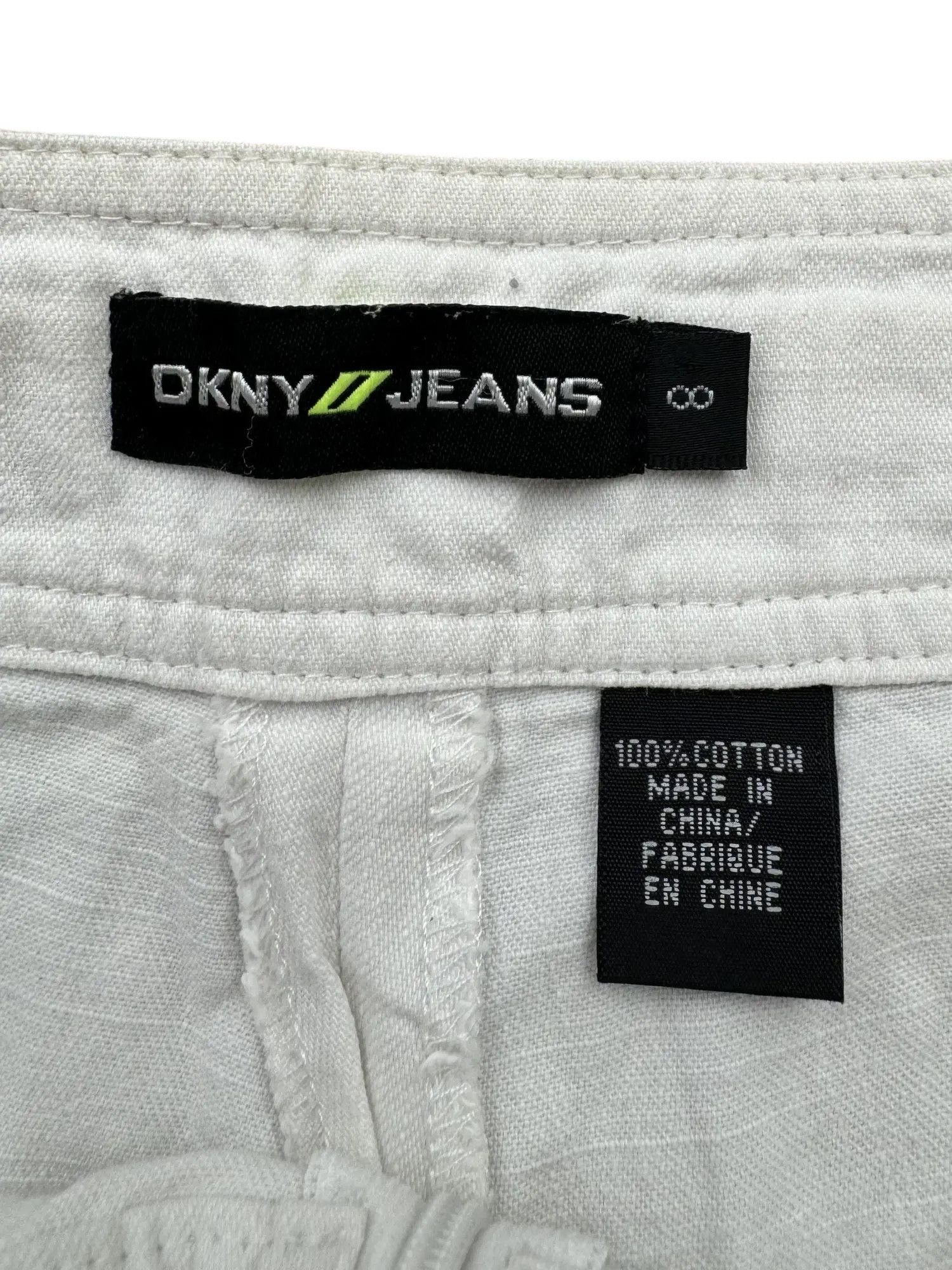 Donna Karan Donna Karan Shorts From The 00s Size 30" / US 8 / IT 44 - 3 Thumbnail