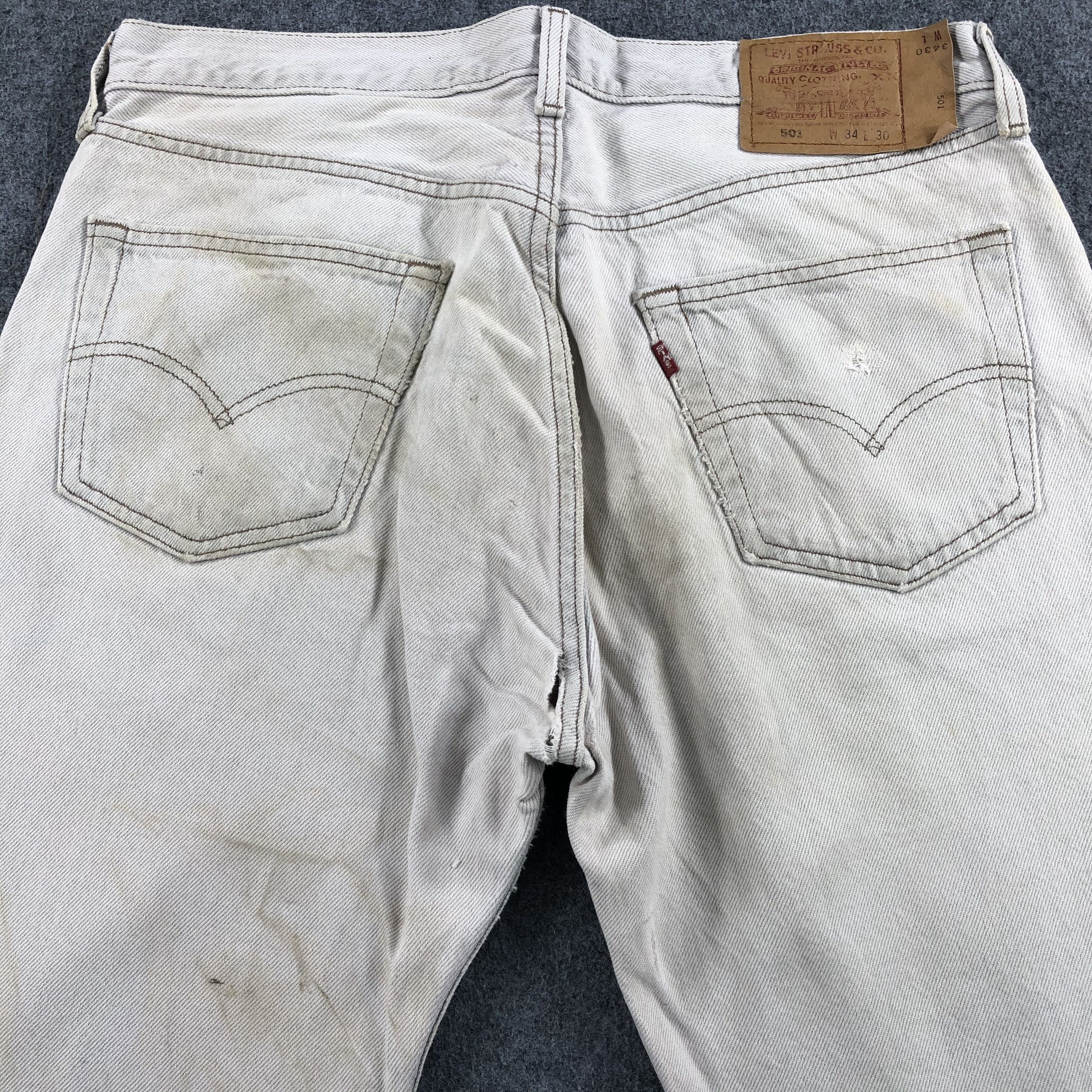 Levi's 90s Vintage Light Wash Levis 501 Jeans-J1551 Size US 34 / EU 50 - 4 Thumbnail