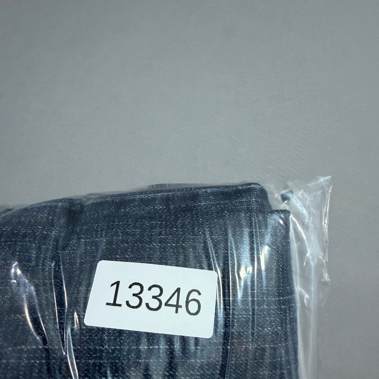 Levi's Vintage Levis 505 Jeans Men's 40x30 Blue Faded Whiskers Size US 40 / EU 56 - 13 Thumbnail