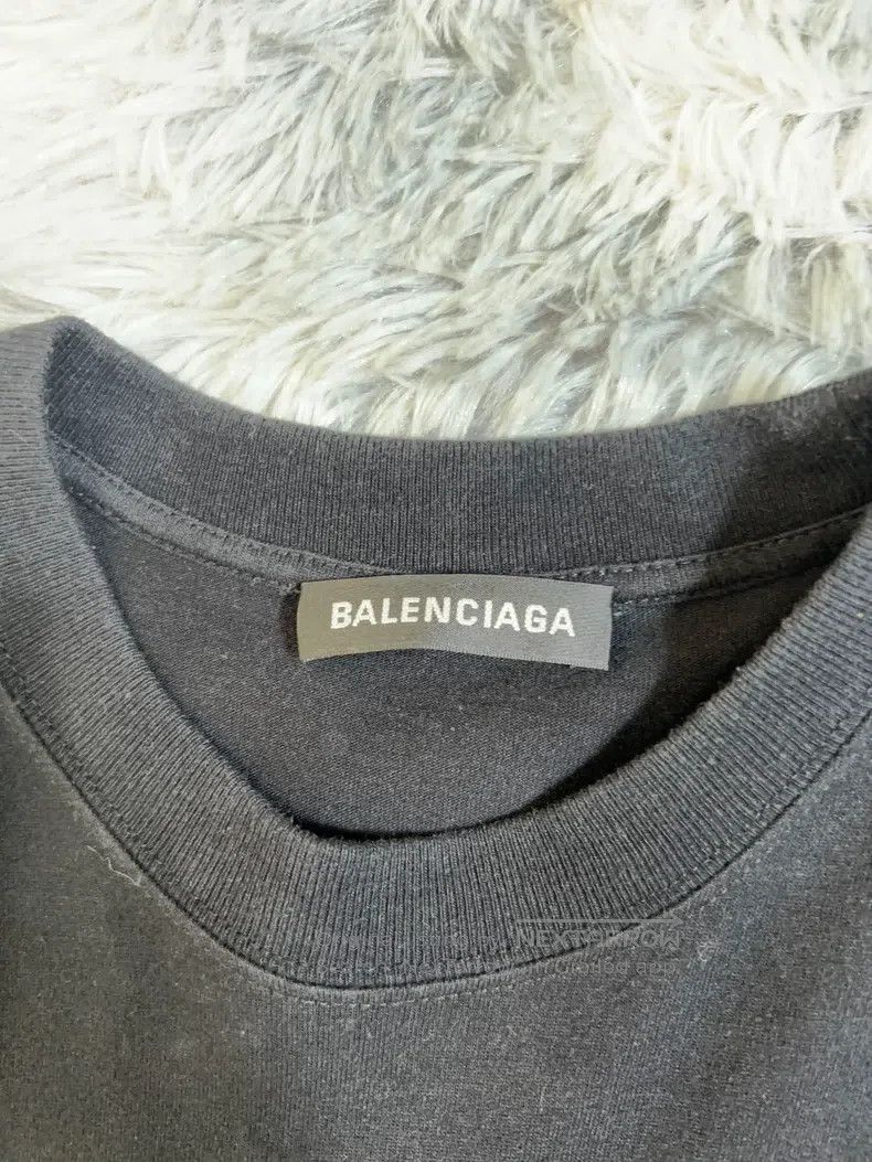 Balenciaga Balenciaga Short Sleeve Size US XS / EU 42 / 0 - 4 Thumbnail