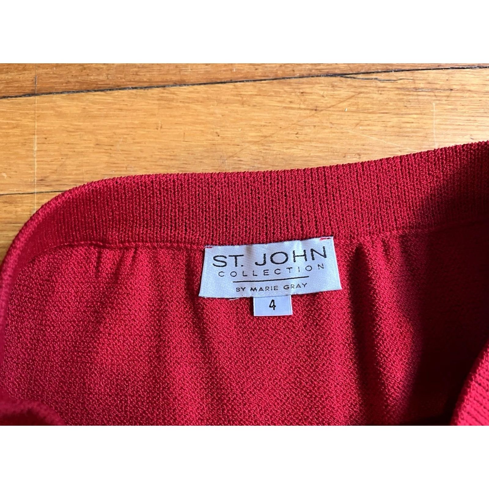 St. John St. John Santana Knit Pencil Skirt Women's 4 Red Knit Pencil Skirt, St. John, Red, 4, Keyboard-ready? Size 27" / US 4 / IT 40 - 6 Thumbnail