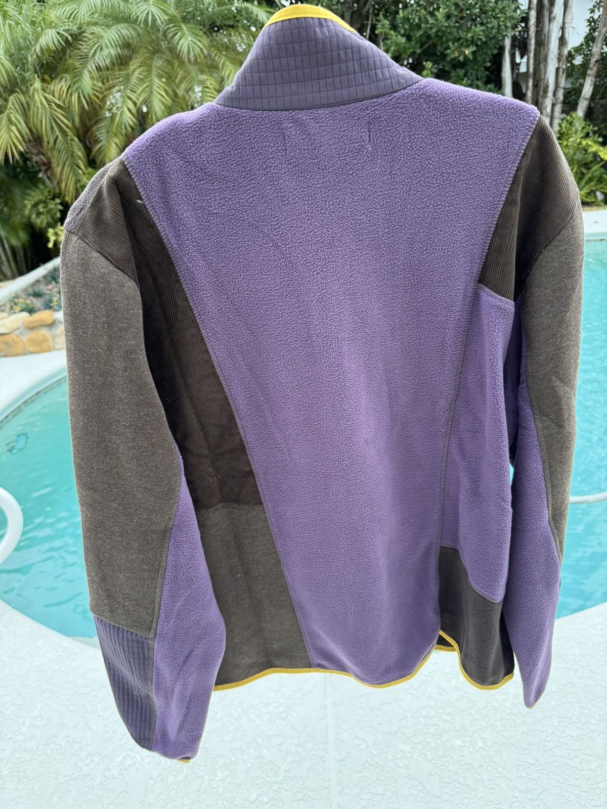 Round Two Round Two Fleece *RARE* Size US L / EU 52-54 / 3 - 2 Thumbnail