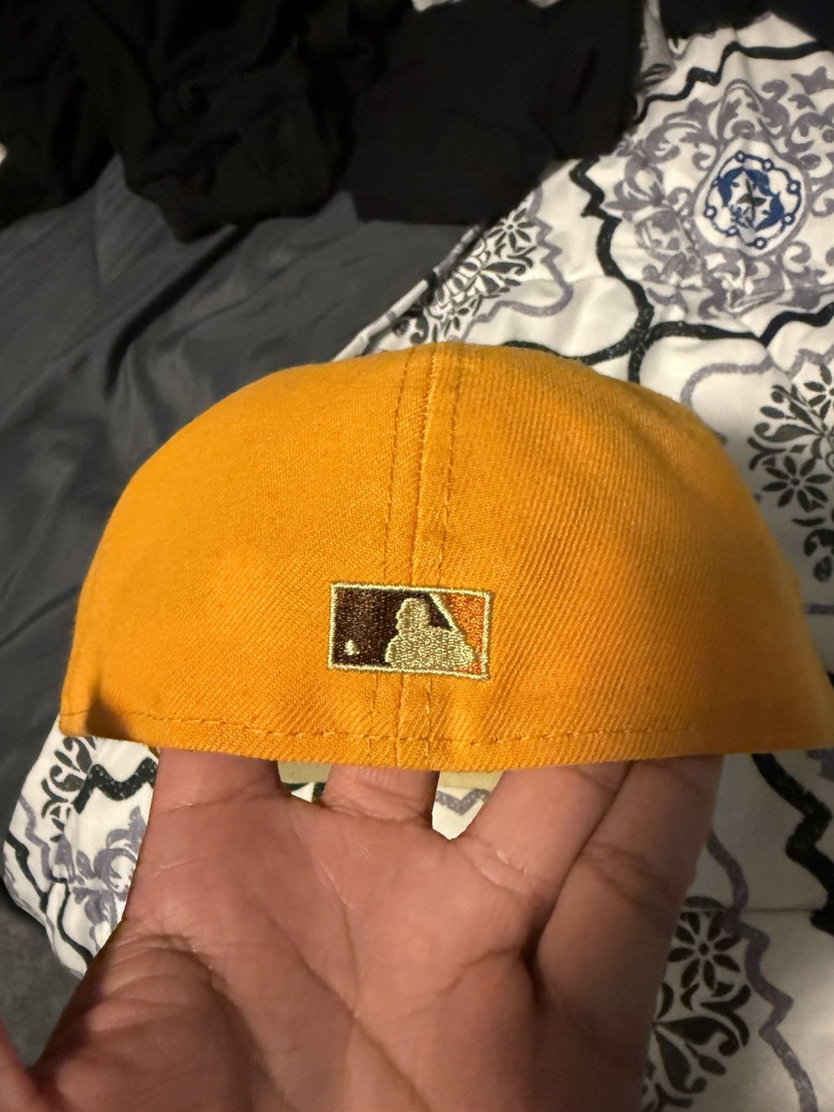New Era Yankees *Orange* Fitted Hat Size ONE SIZE - 4 Thumbnail