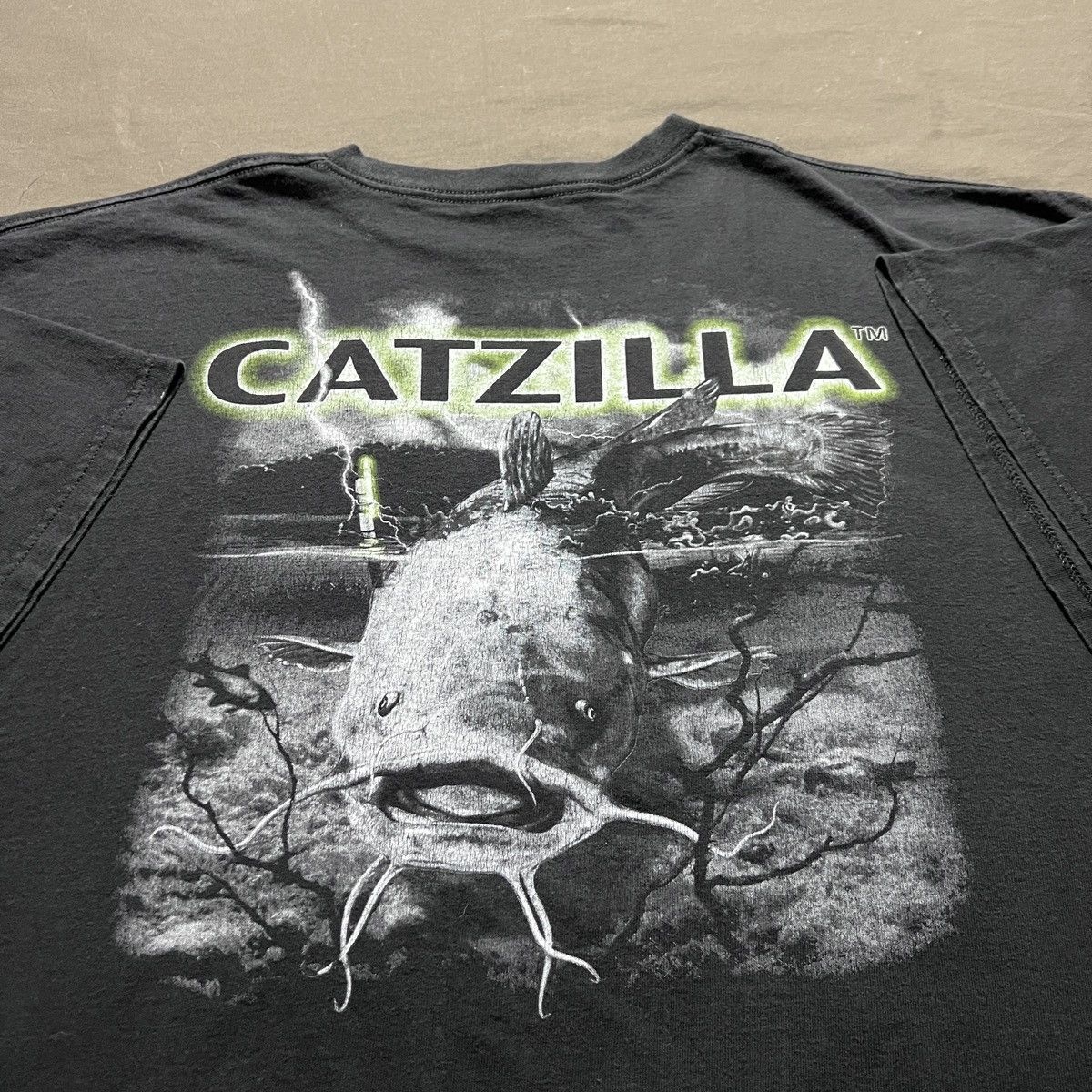 Vintage Vintage Y2K CATZILLA Fishing Equipment Promo Tee 3XL Size US XXL / EU 58 / 5 - 2 Thumbnail