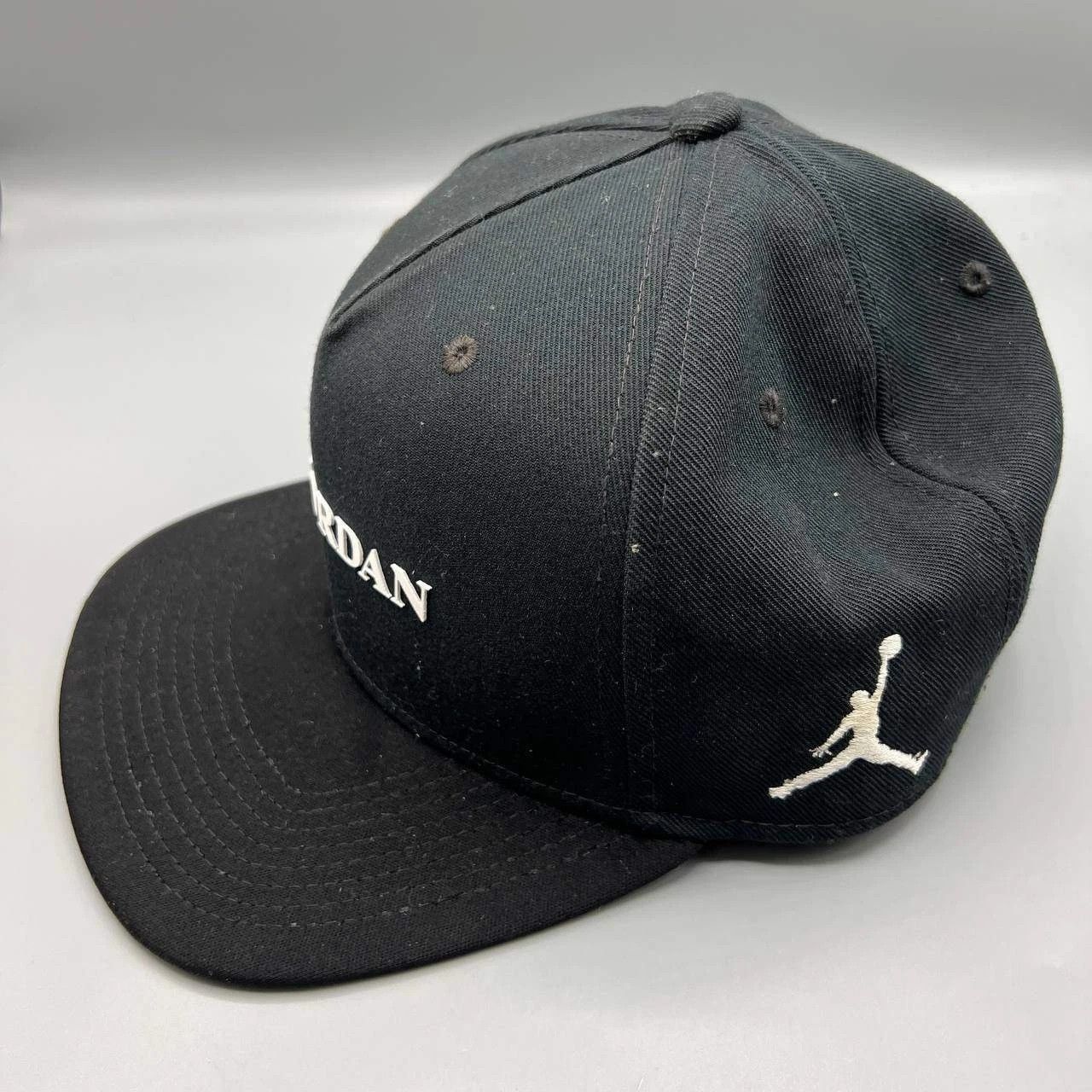 Jordan Brand Air Jordan Loyalty Hat Men Black Embroidered Snap Back Cap Size ONE SIZE - 5 Thumbnail