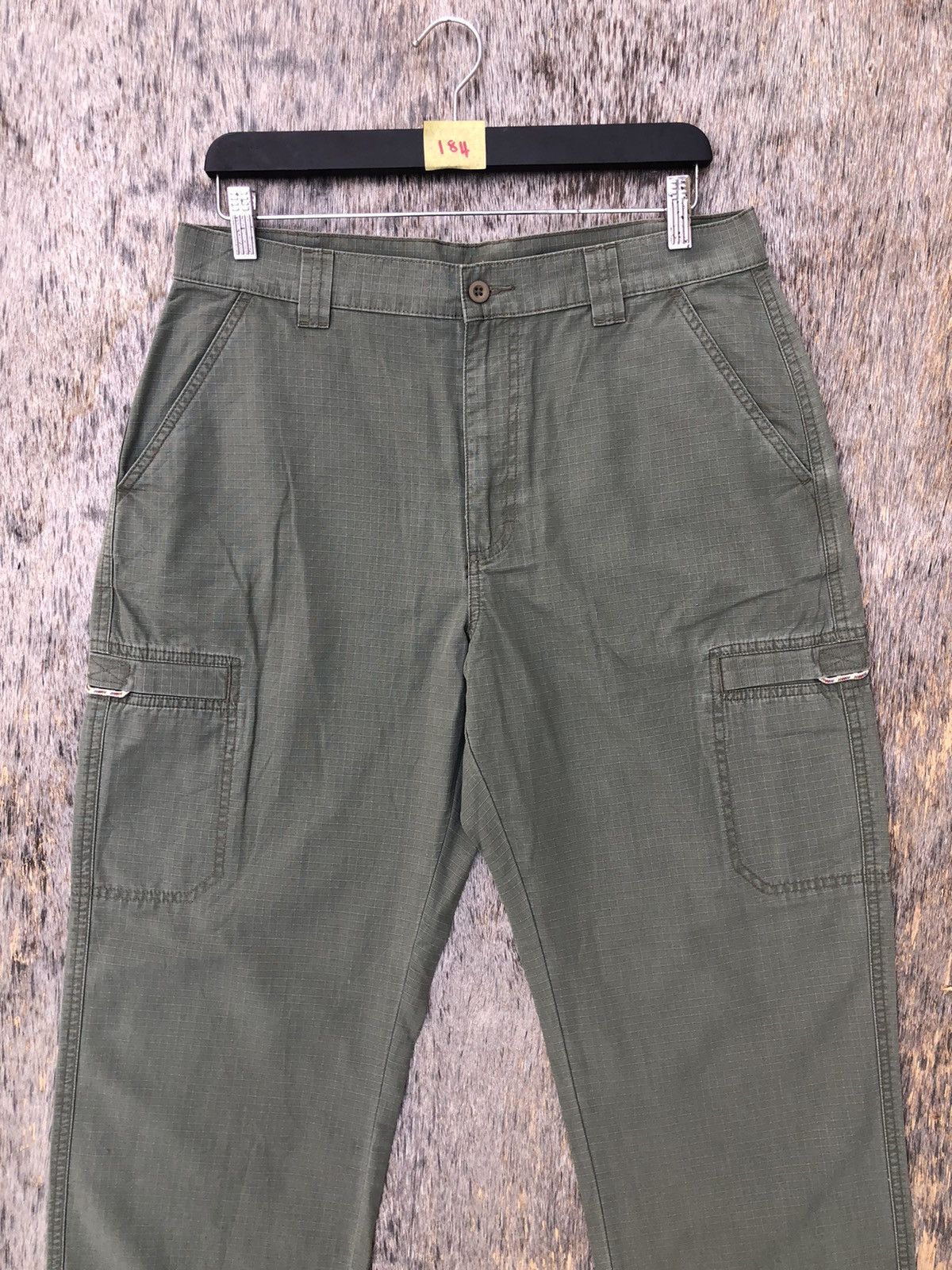 Japanese Brand Very rare Green Cargo Pants Baggy Pattern W33 x L40 Size US 33 - 2 Thumbnail