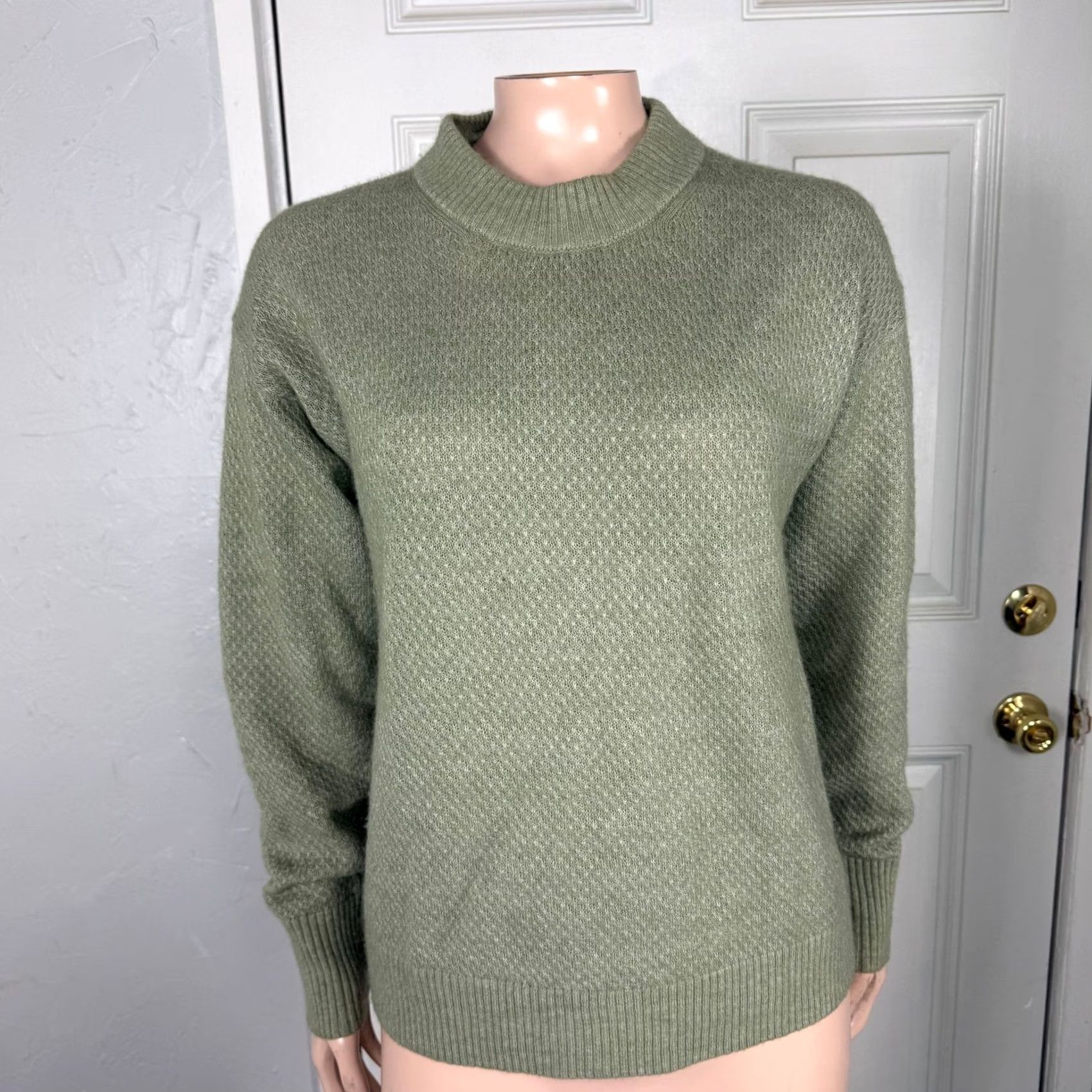 Quince Quince Women's Sweater S Crew Neck Alpaca Wool Knit Solid Green Long Sleeve Pullover Regular Size Small XS? Size S / US 4 / IT 40 - 2 Thumbnail