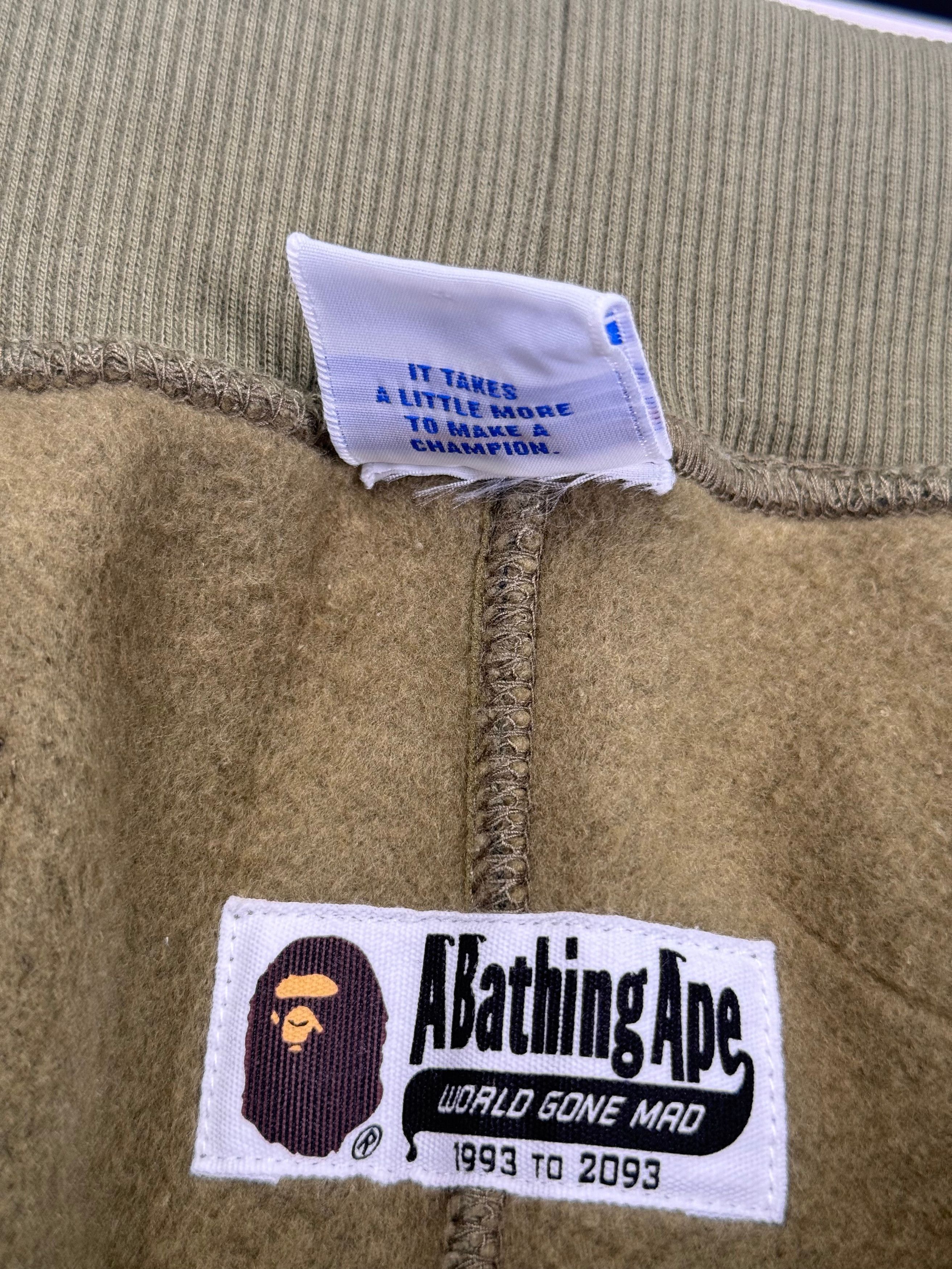 Bape × Champion NEW WITH TAG* BAPE x Champion 1st Camo Sweatpants Size XL Size US 36 / EU 52 - 11 Thumbnail