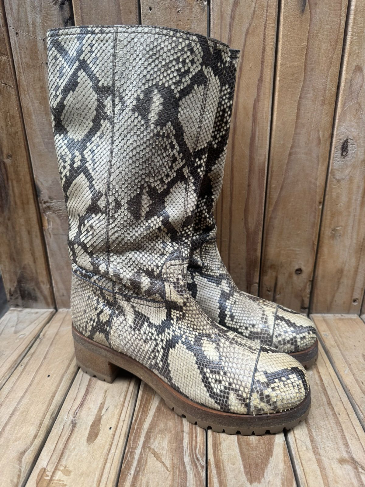 Prada Prada Milano exotic Snake skin Pull on leather boots EUR 38 Size US 8 / IT 38 - 19 Thumbnail
