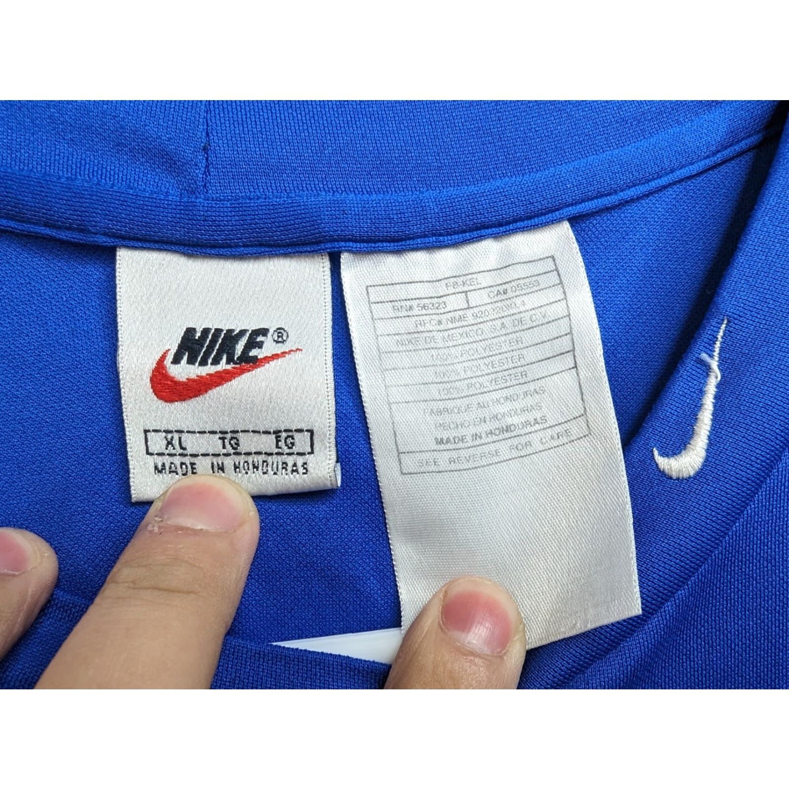 Nike VINTAGE Nike Fit Sky Blue Long Sleeve Activewear Pullover Mens XL 100% Polyester Size US XL / EU 56 / 4 - 2 Thumbnail