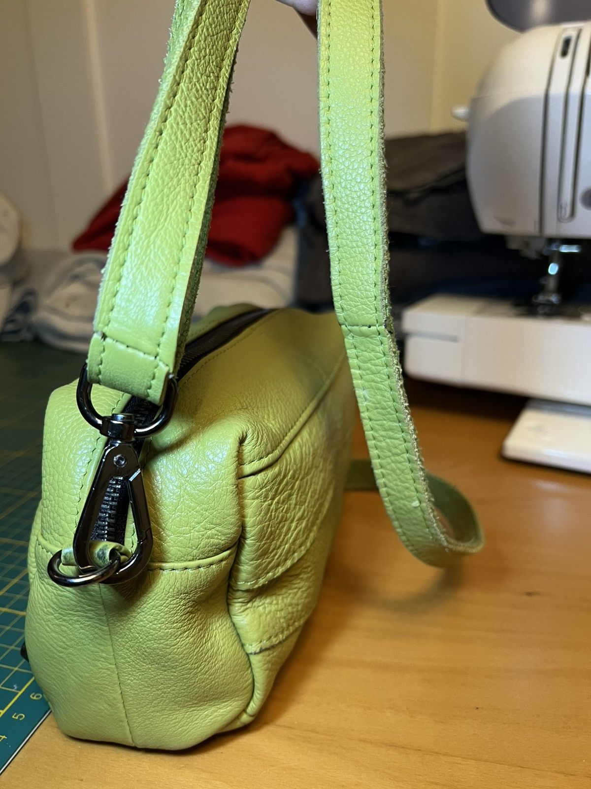 Leather Vintage SO.GA leather “city bag” stud crossbody bag Size ONE SIZE - 7 Thumbnail
