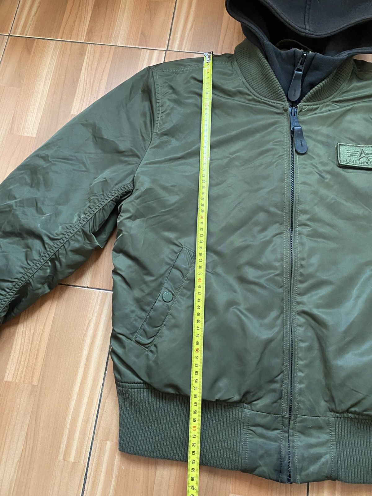 Alpha Industries Alpha Industries MA-1 Men's Bomber Jacket in Sage Green Size US L / EU 52-54 / 3 - 19 Thumbnail