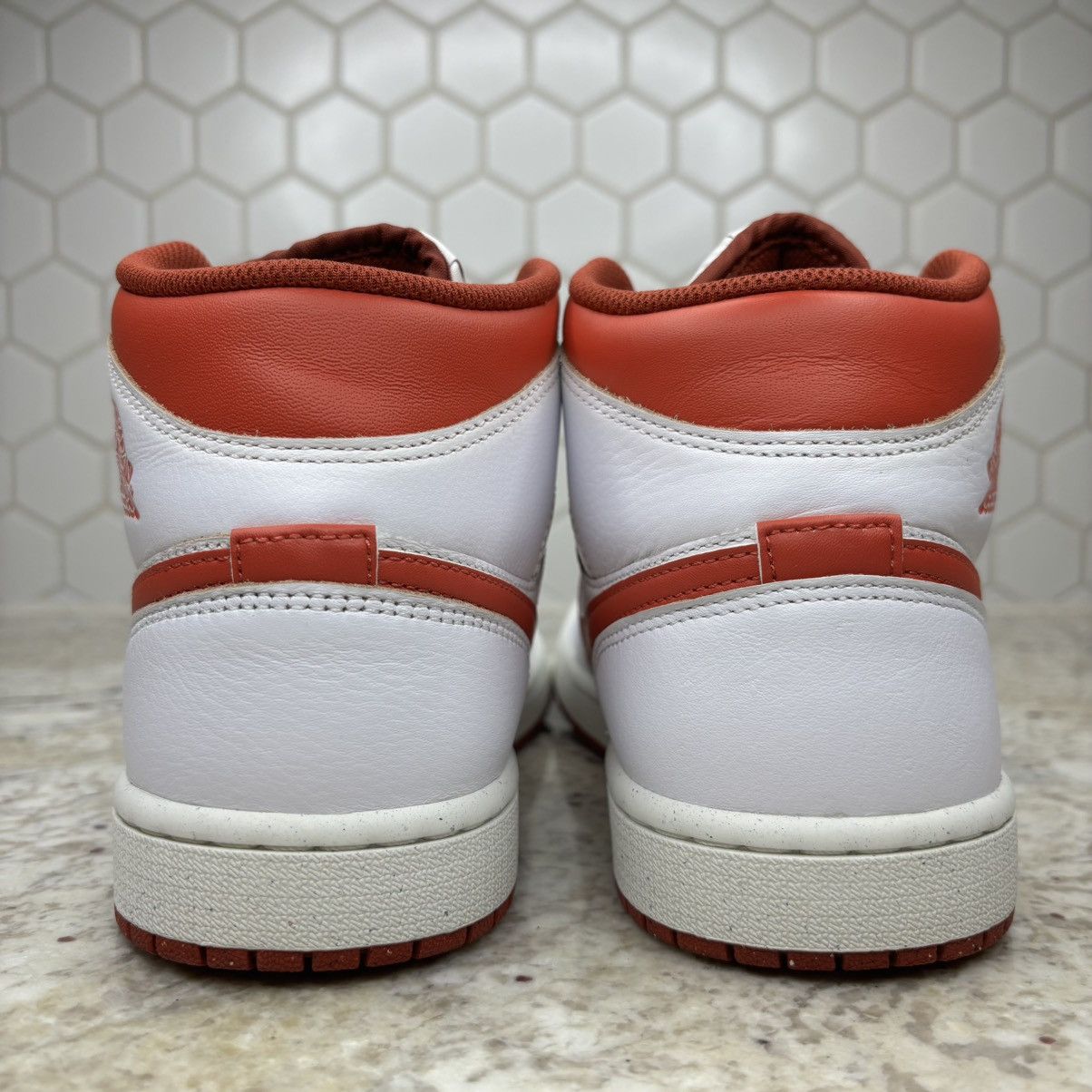 Jordan Brand Size 8 - Air Jordan 1 SE Mid White Dune Red Clean W/Box Size US 8 / EU 41 - 8 Thumbnail