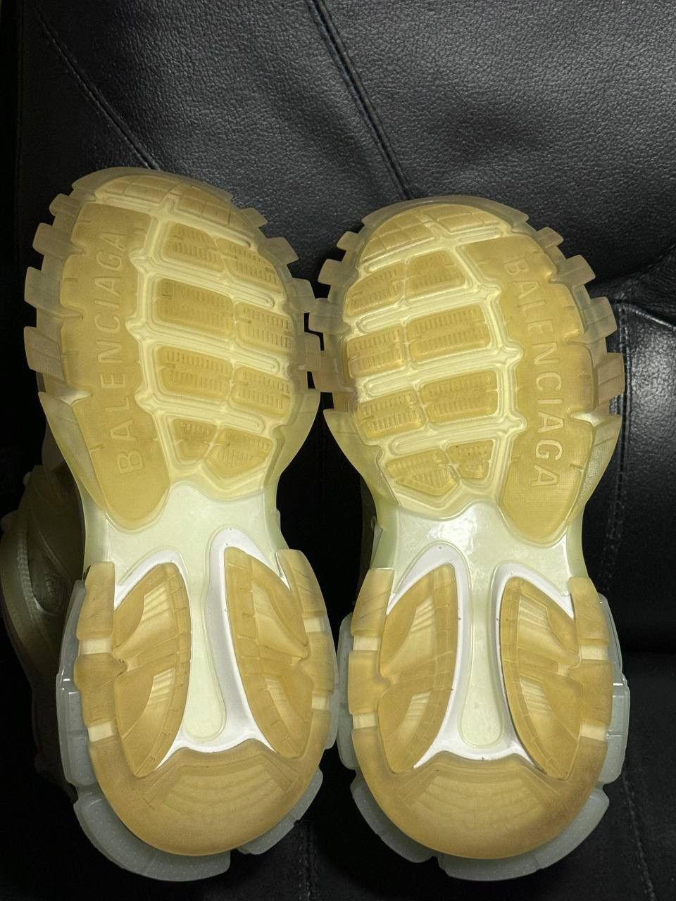 Balenciaga Balenciaga track 1 Clear Sole Size US 6 / EU 39 - 9 Thumbnail