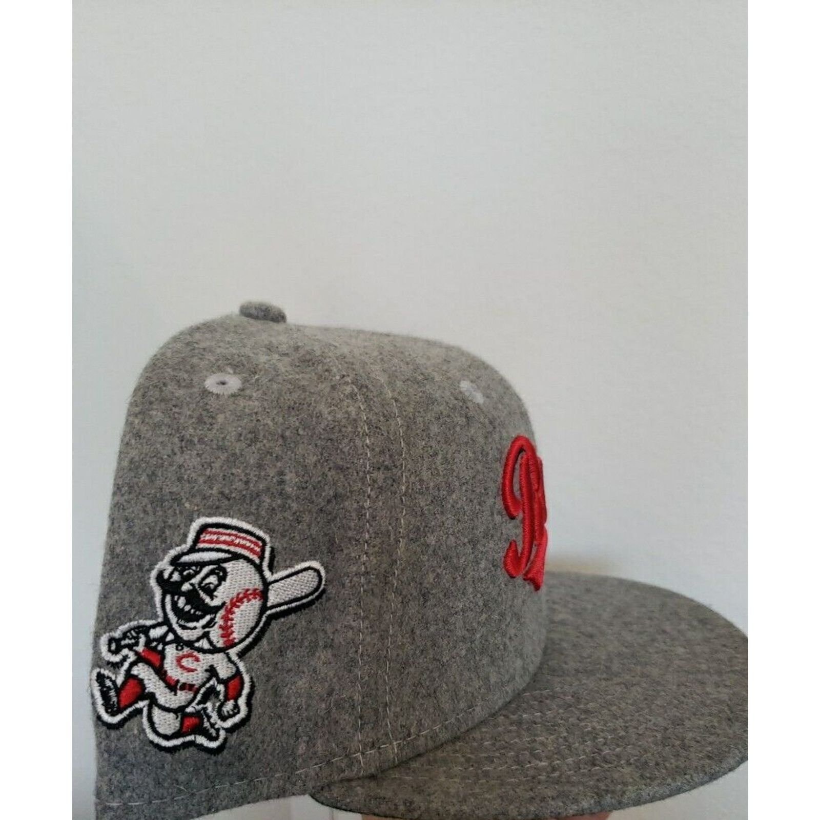 New Era Cincinnati Reds Hat Muddy Waters Wool 7 3/8 Fitted New Era Size ONE SIZE - 2 Thumbnail