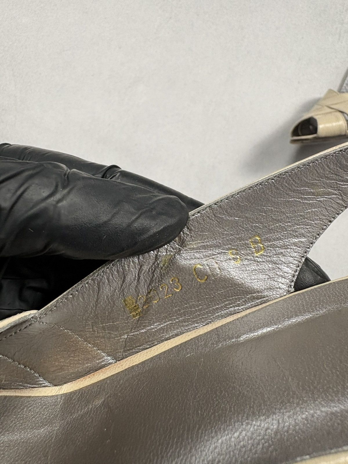 Dior Christian Dior Vintage Leather Slingback Heels Beige EU 38.5 Size US 8 / IT 38 - 11 Thumbnail