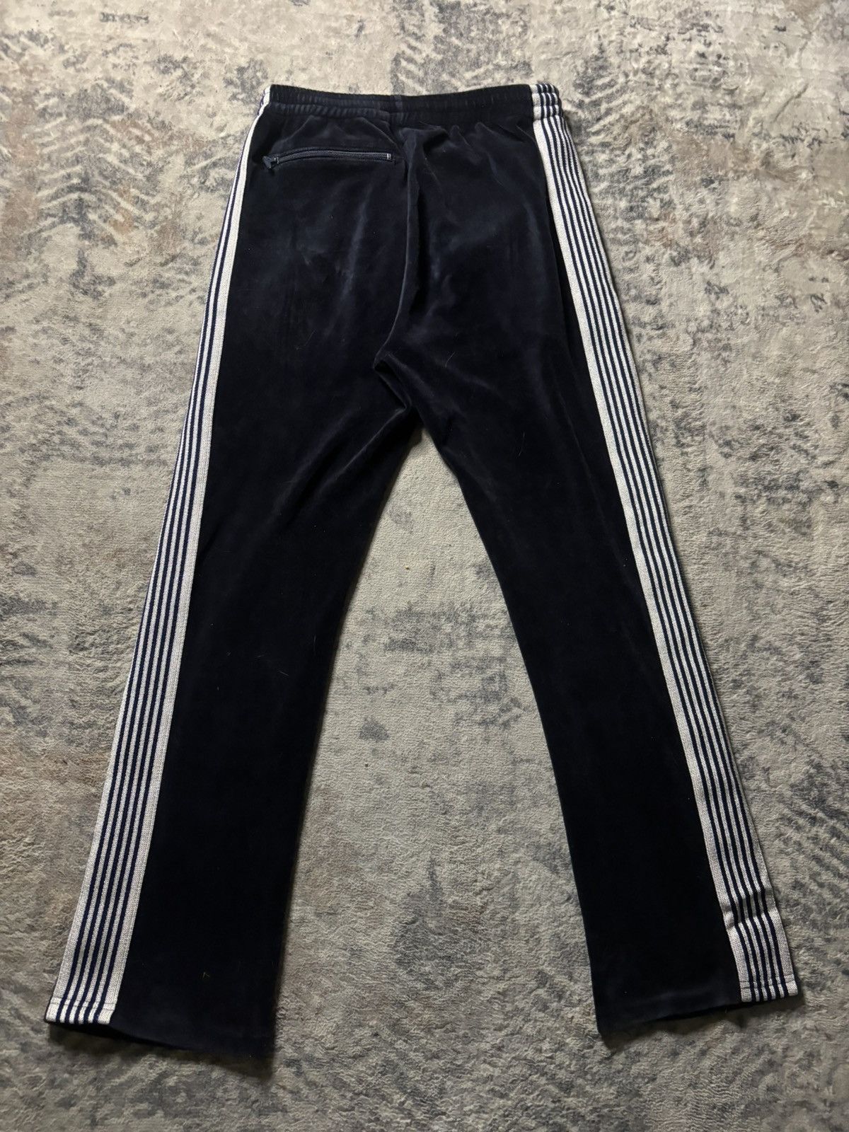 Needles Needles Velour Butterfly sweatpants Size US 29 - 2 Thumbnail