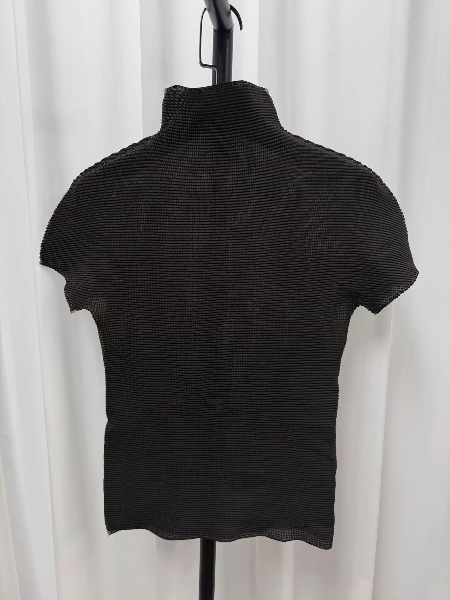 Issey Miyake Issey Miyake Fete Tie-Dye S/S Turtleneck Size ONE SIZE - 6 Thumbnail