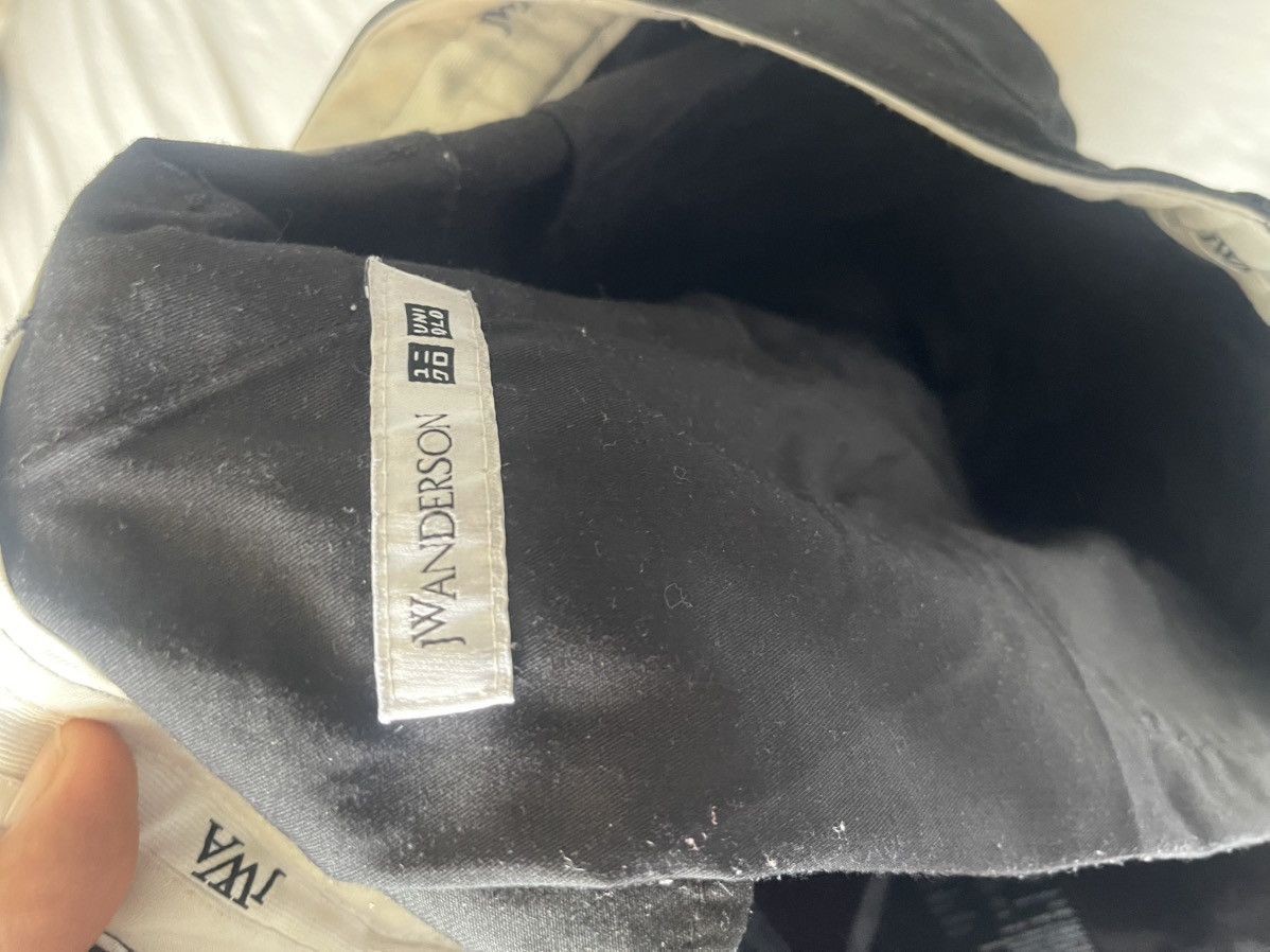 JW Anderson × Uniqlo Jw anderson uniqlo pants Size US 32 / EU 48 - 6 Thumbnail