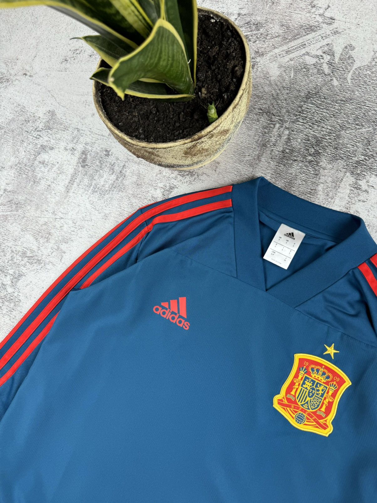 Adidas Espana Spain 2016/2017 Adidas Longsleeve Nylon T-Shirt Size US S / EU 44-46 / 1 - 7 Thumbnail