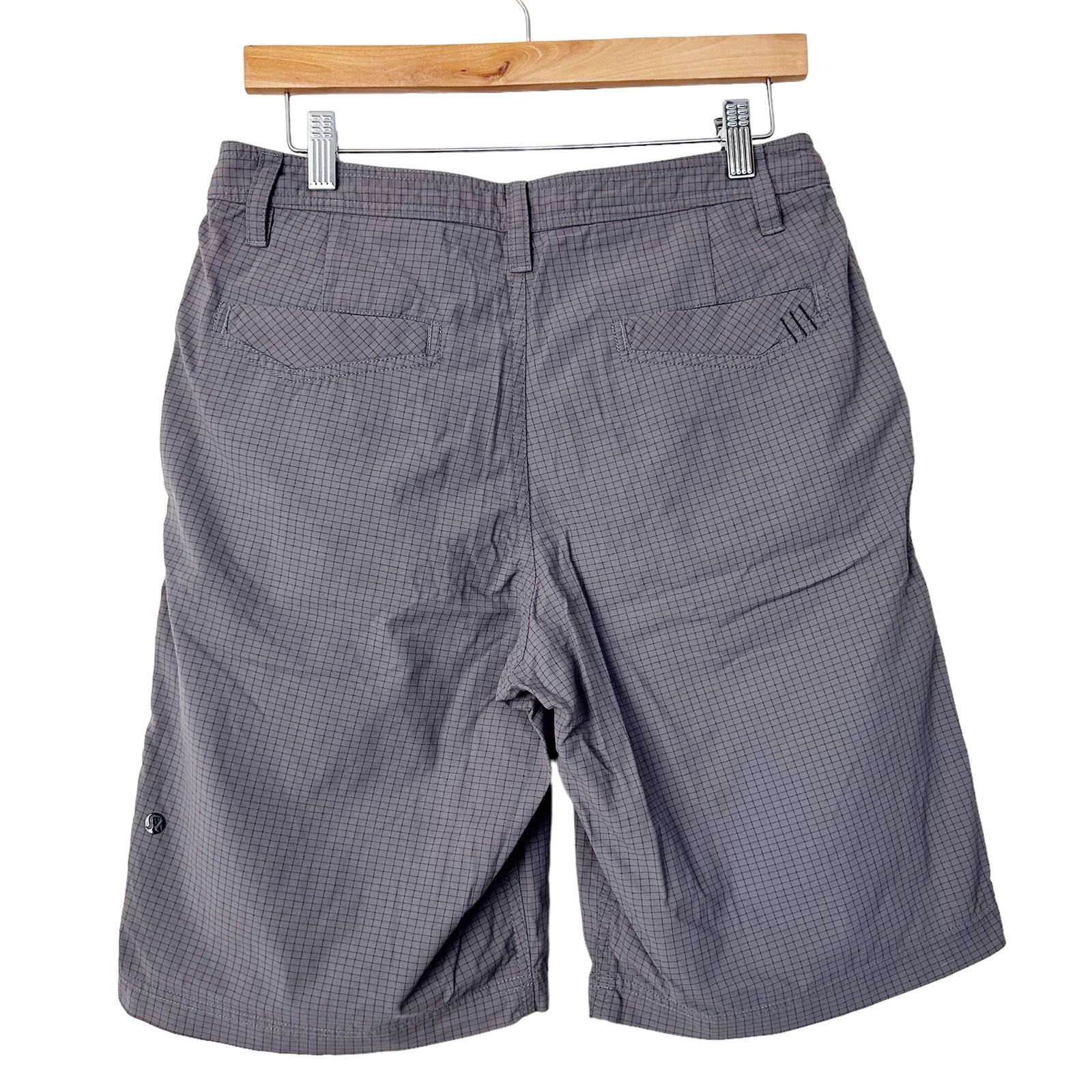 Lululemon Lululemon Gray Plaid Flat Front Shorts Sz 30 Size US 30 / EU 46 - 2 Thumbnail