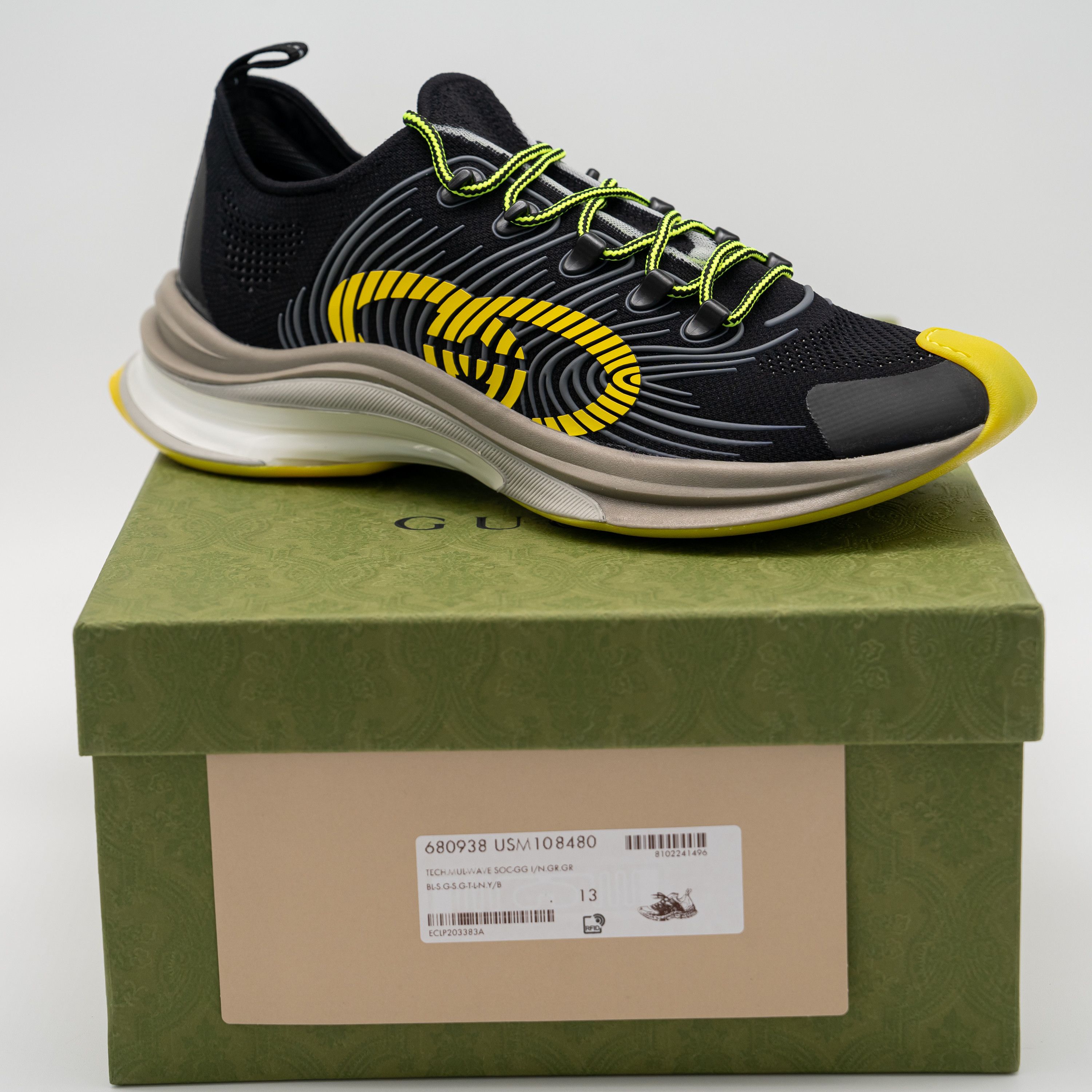 Gucci Size 13G 13.5 US - Gucci Run Sneaker Black Yellow Green Size US 13 / EU 46 - 8 Thumbnail