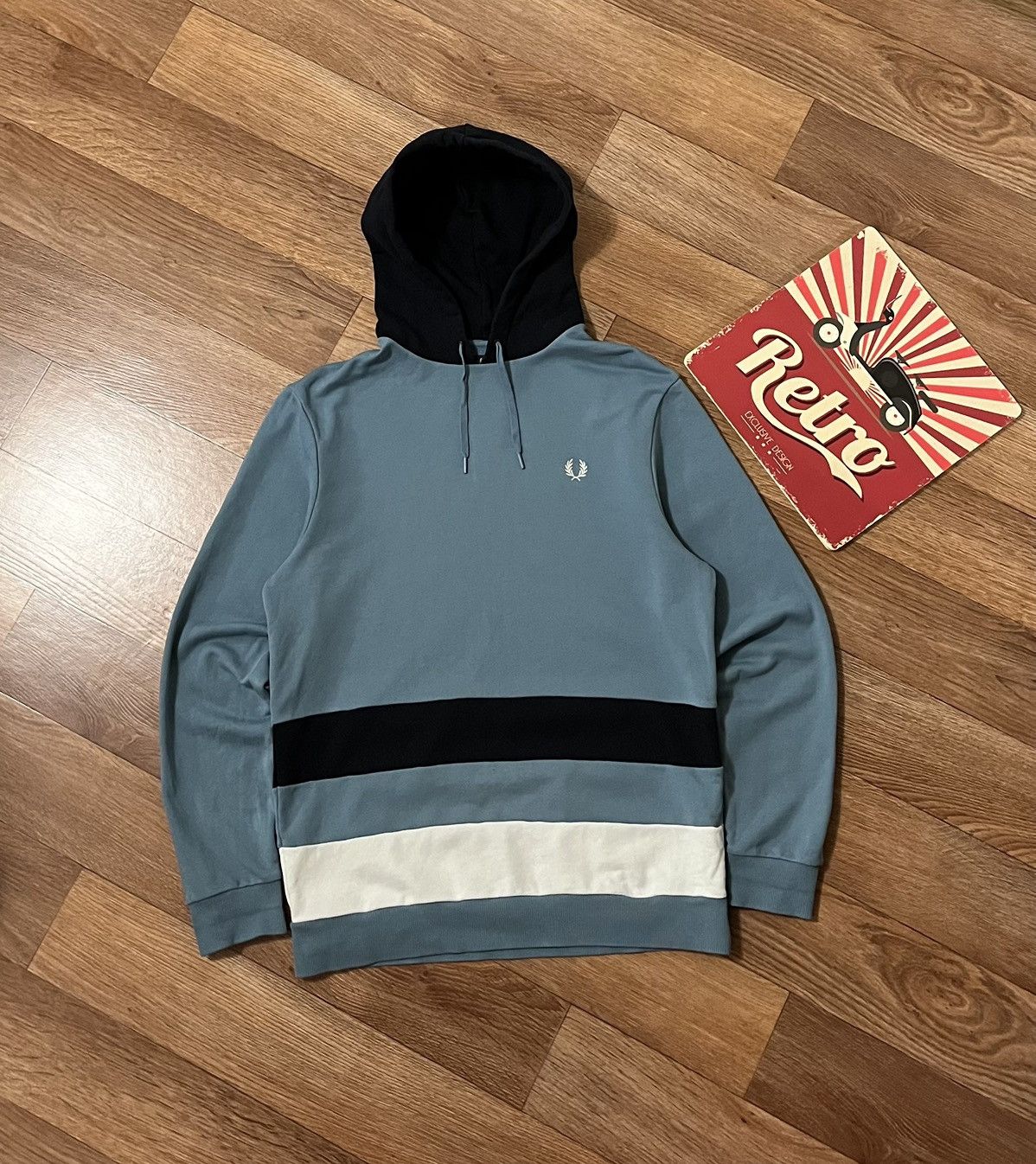 Fred Perry Fred Perry Classic Embroidered Logo Casual Hoodie Size US L / EU 52-54 / 3 - 1 Thumbnail