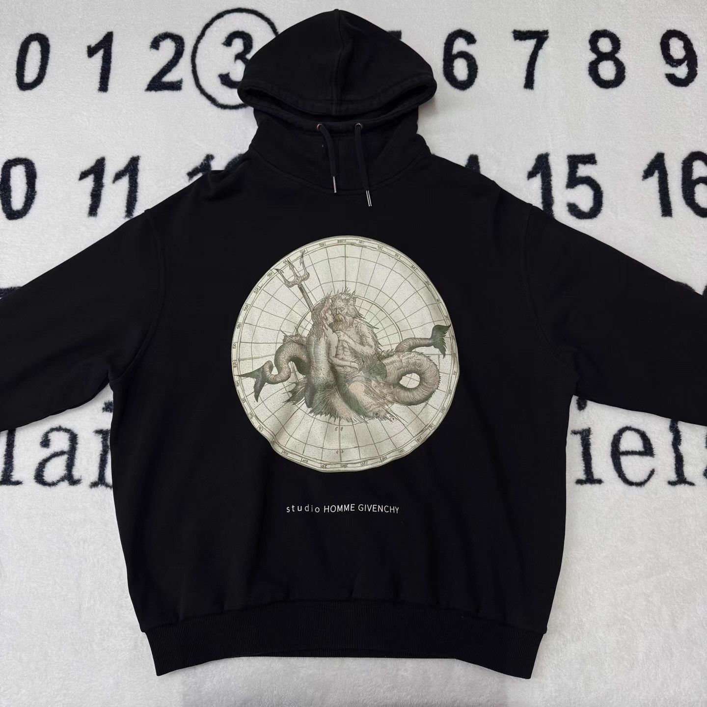 Givenchy GIVENCHY Poseidon Hoodie Q10 Size US XS / EU 42 / 0 - 1 Thumbnail