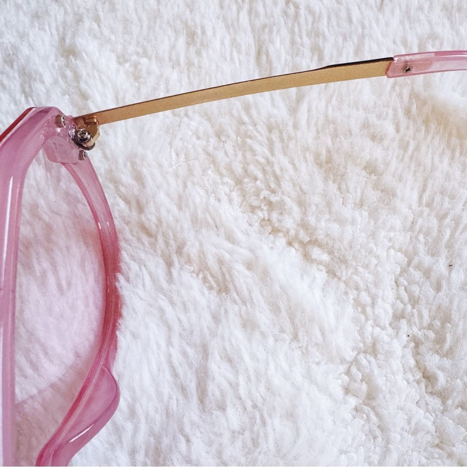 Other Clarissa Pink Oversized Sunglasses Size ONE SIZE - 6 Thumbnail