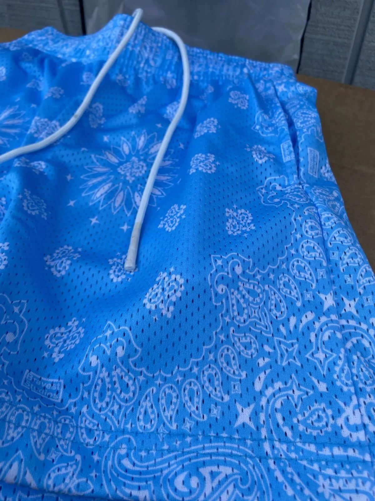 Bravest Studios ⚡Bravest Studios Light Blue Paisley Shorts S Small NEW⚡️ Size US 29 - 2 Thumbnail