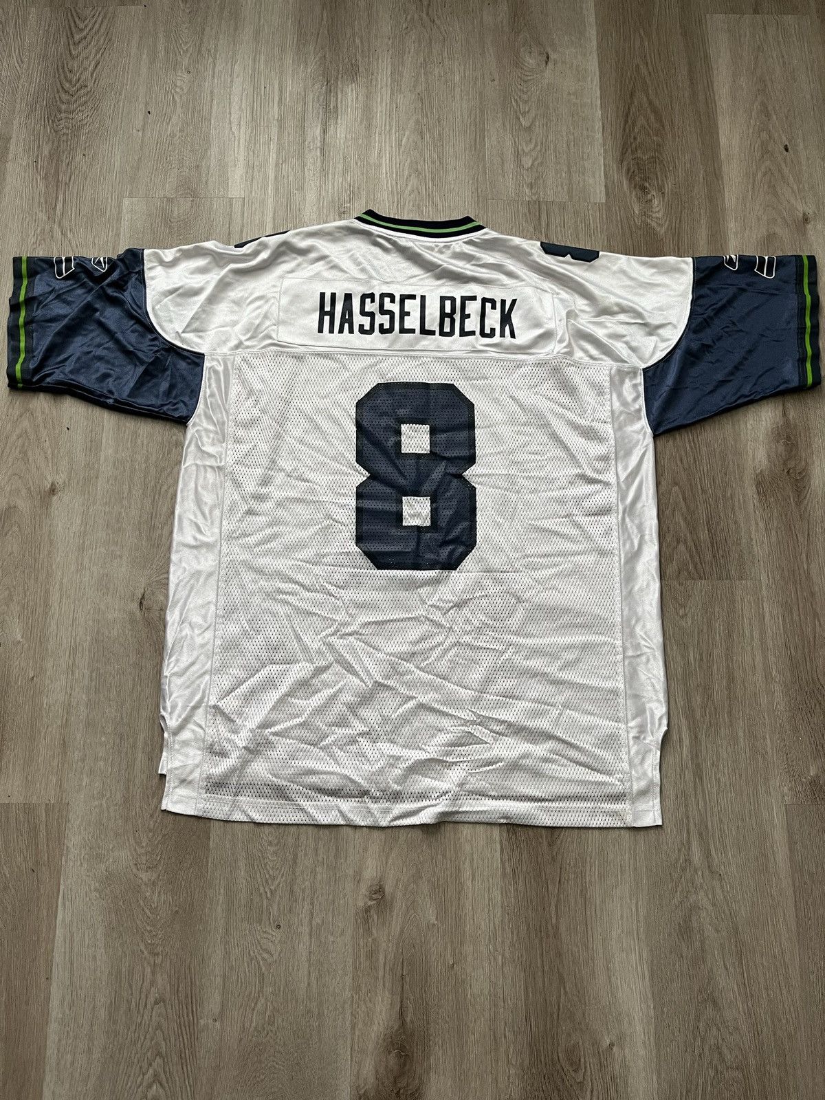 NFL Matt Hasselbeck ON FIELD Jersey Size US XL / EU 56 / 4 - 10 Thumbnail
