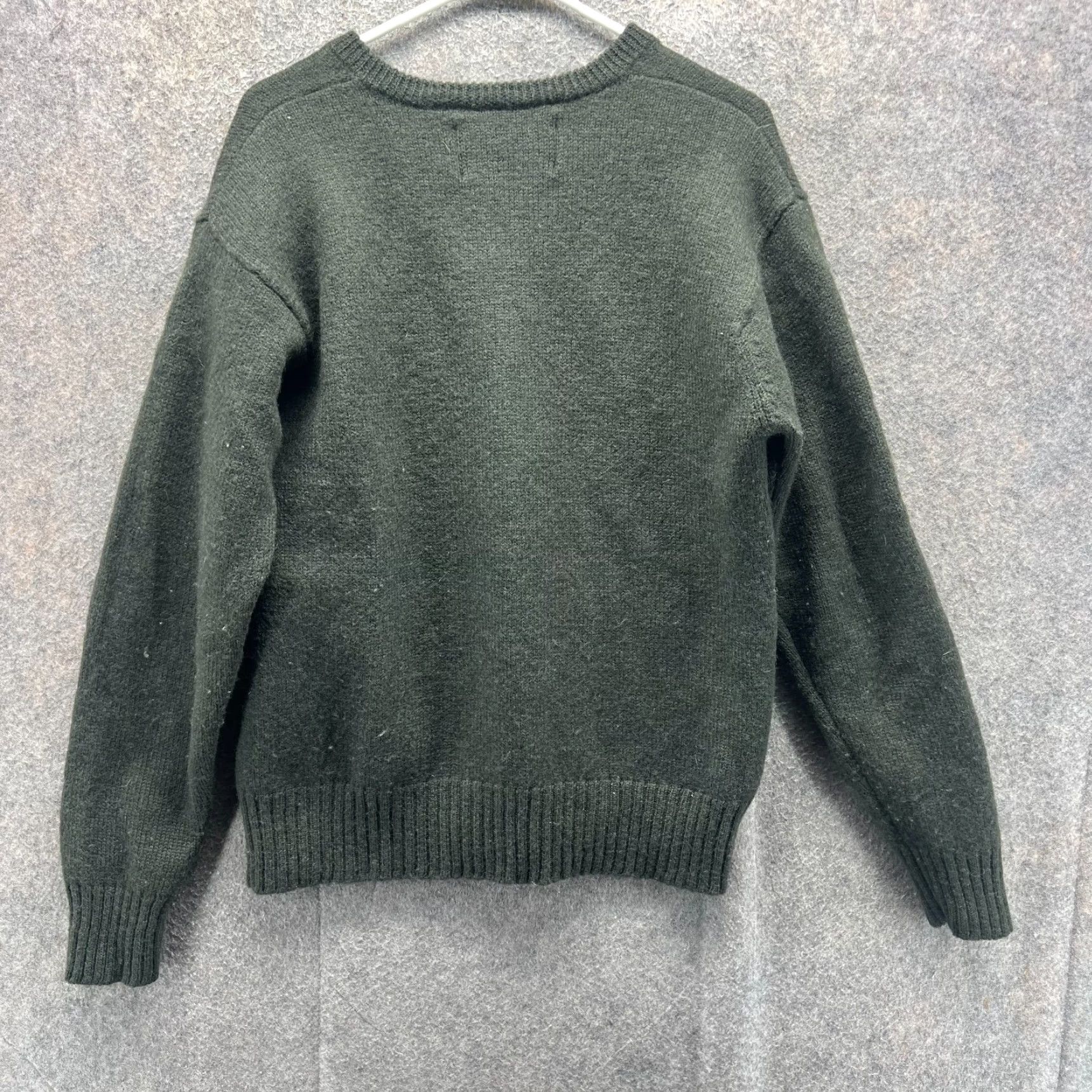 Abercrombie & Fitch VINTAGE Abercrombie & Fitch Sweater Pullover Men M Green Wool V-Neck Size US M / EU 48-50 / 2 - 2 Thumbnail