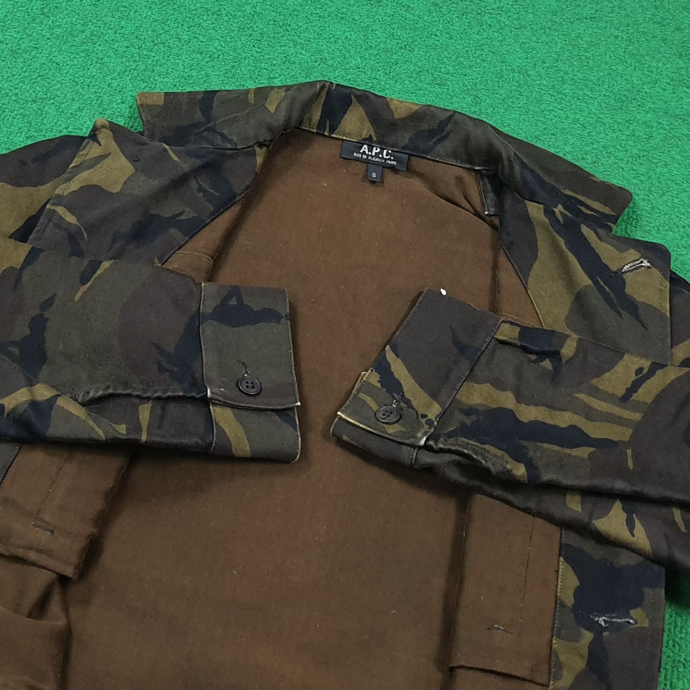 A.P.C. Vintage A.P.C France Military Camo Camouflage Field C288N13 Size US XS / EU 42 / 0 - 4 Thumbnail
