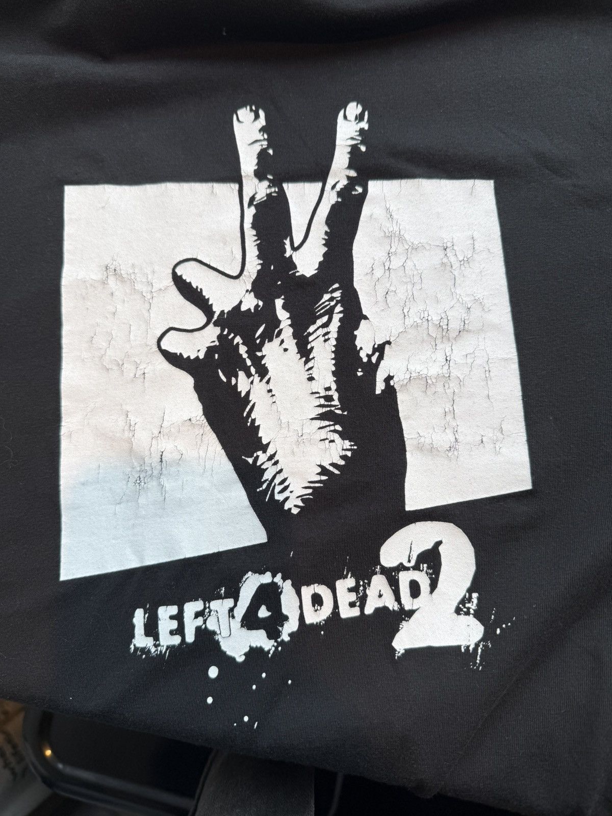 Vintage Vintage Left 4 Dead 2 T-shirt RARE Size US XL / EU 56 / 4 - 3 Thumbnail