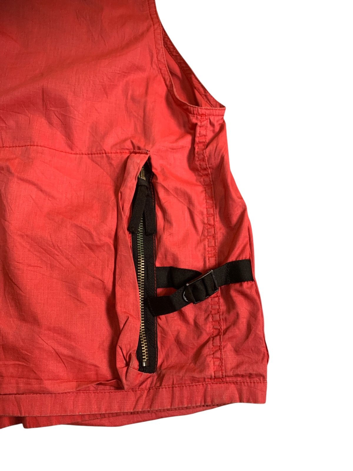 Designer × Henry Cotton's × Vintage Rare Design Vintage Henry Cotton’s Vests Size US L / EU 52-54 / 3 - 12 Thumbnail