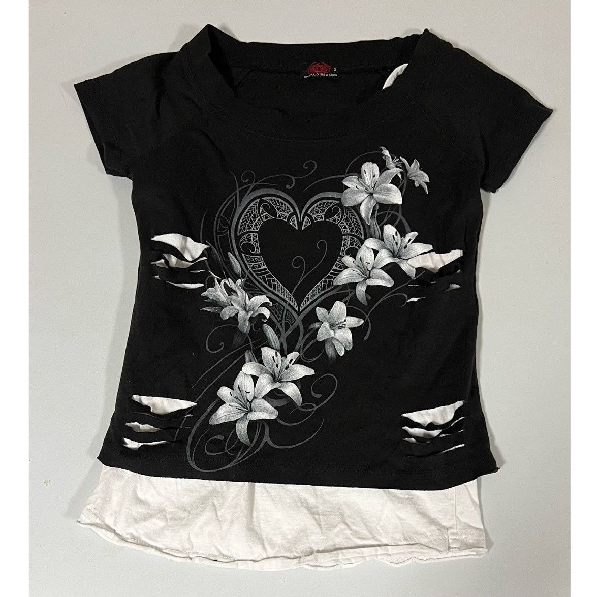 Vintage Spiral Hibiscus Floral Y2K Layered Shirt Top Tee Size S 🤍🖤 Size S / US 4 / IT 40 - 1 Thumbnail